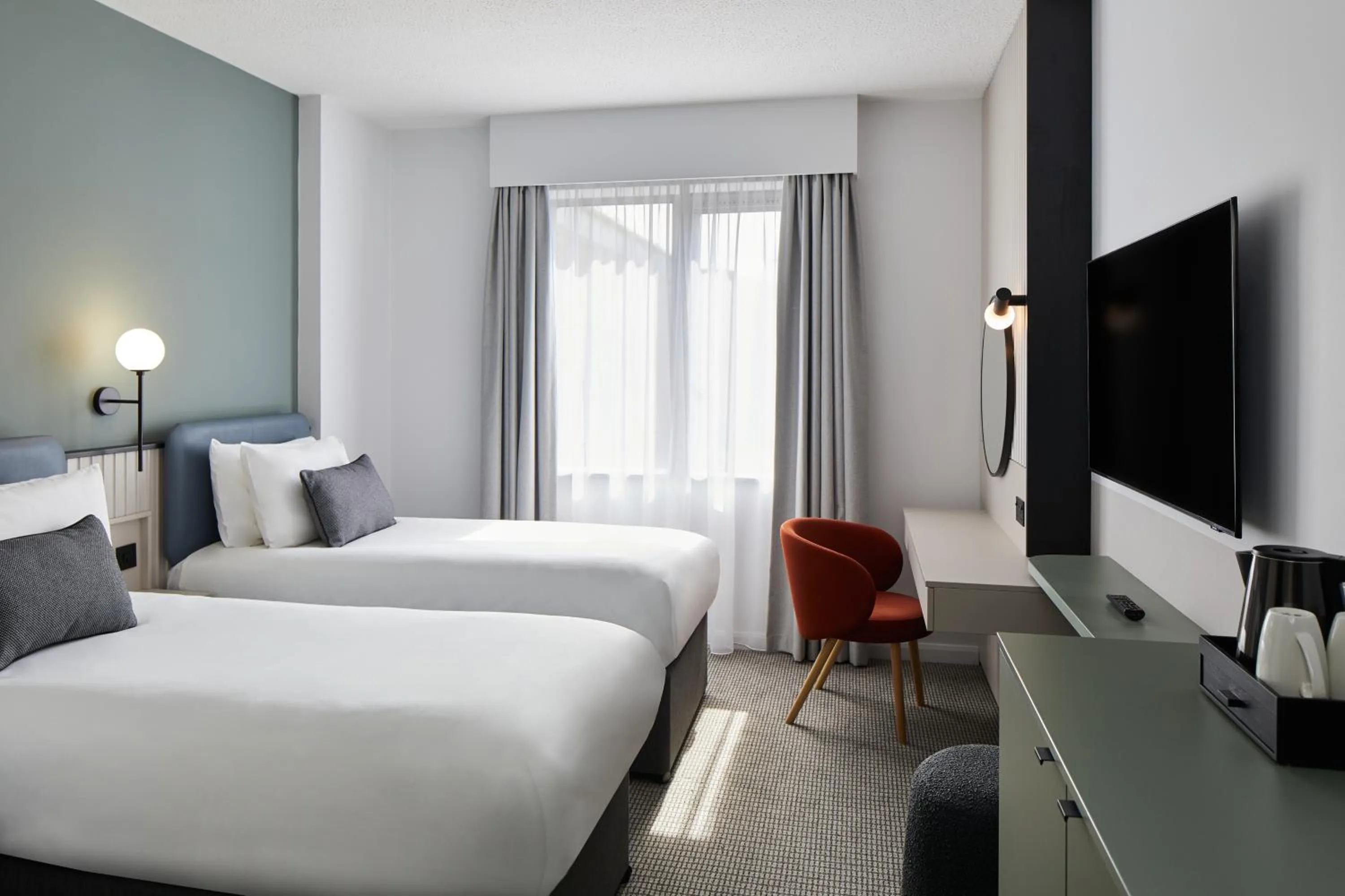 Bed in Leonardo Hotel Dublin Parnell Street