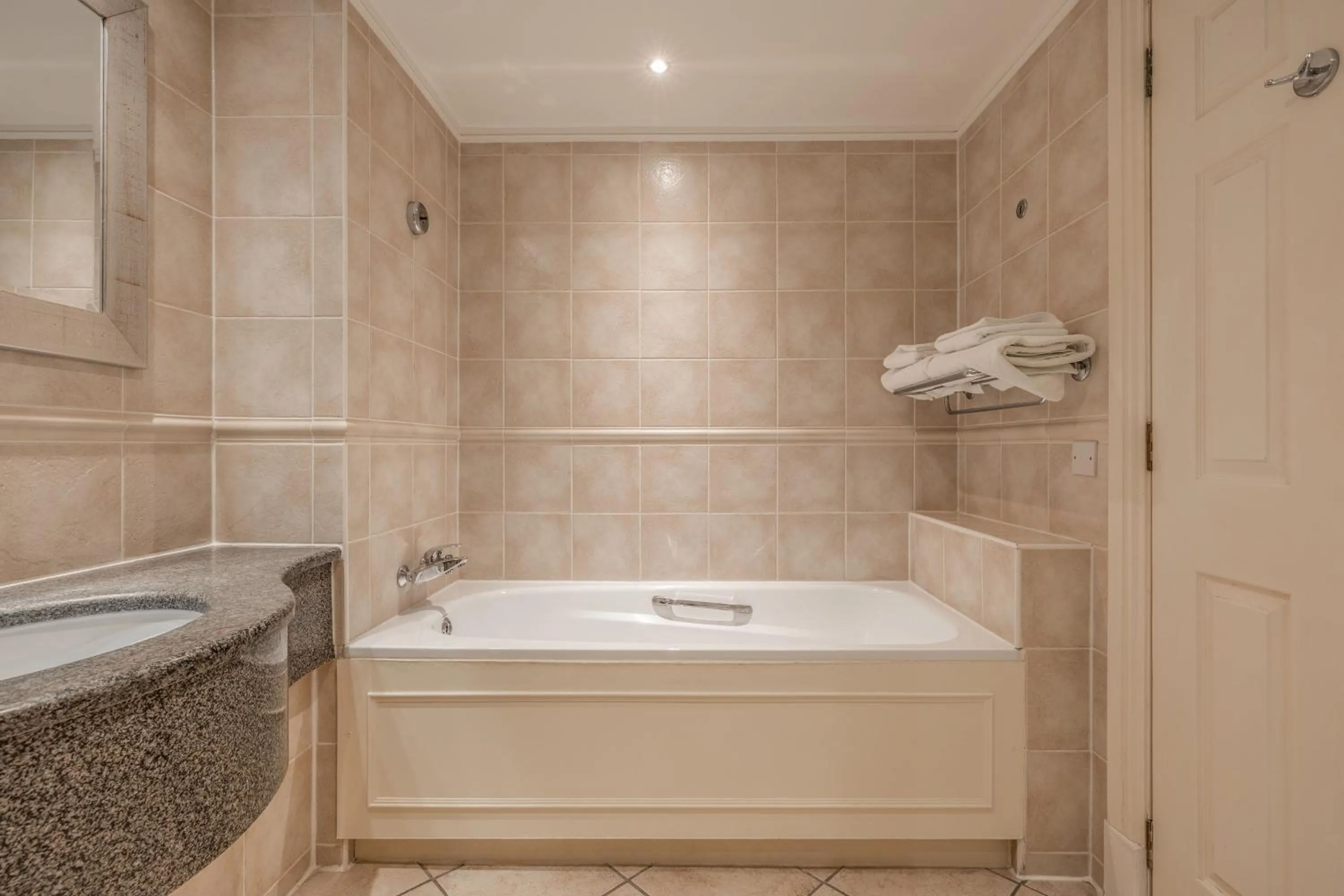 Bathroom in Muthu Newton Hotel (Near Inverness Airport)