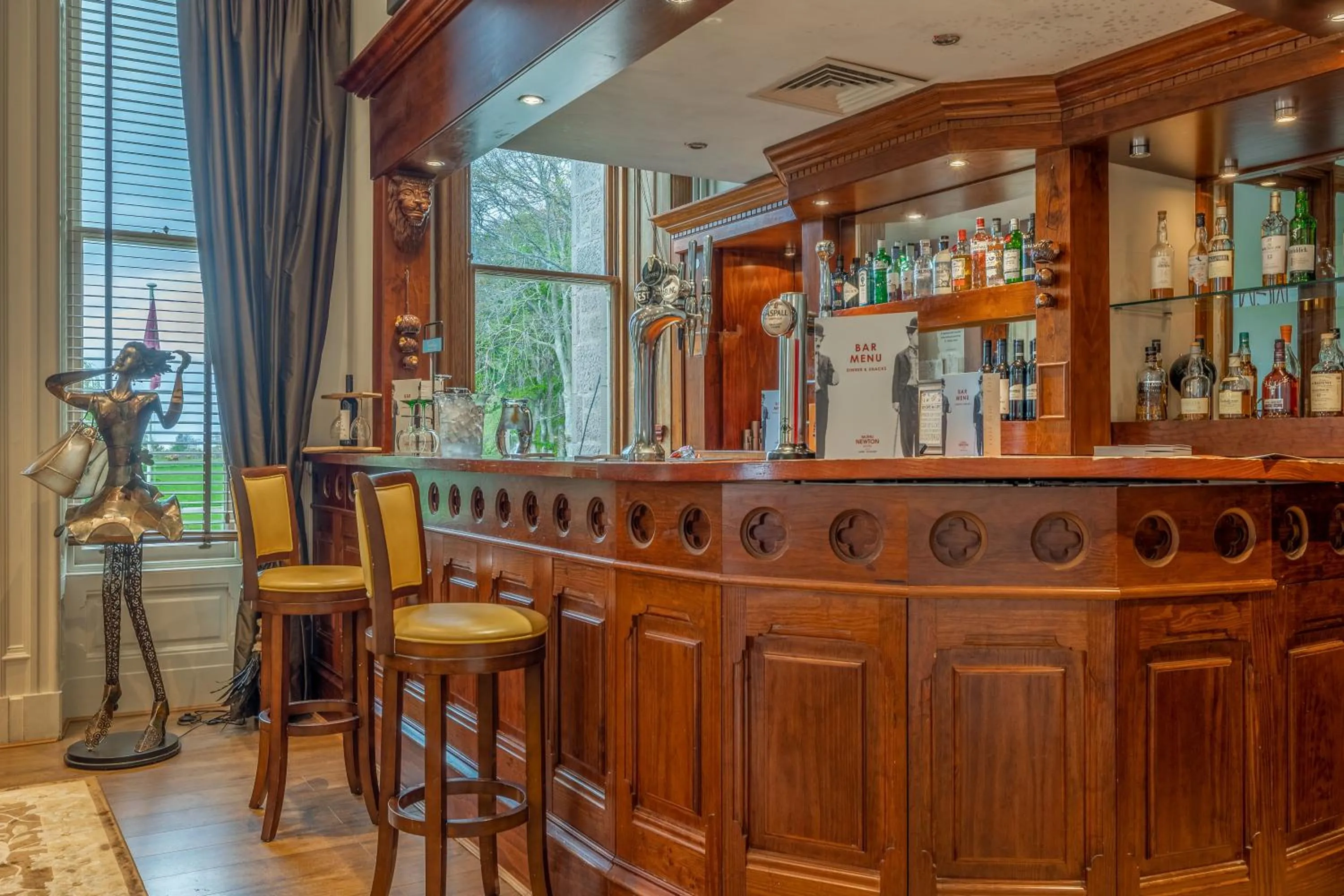 Lounge or bar in Muthu Newton Hotel (Near Inverness Airport)