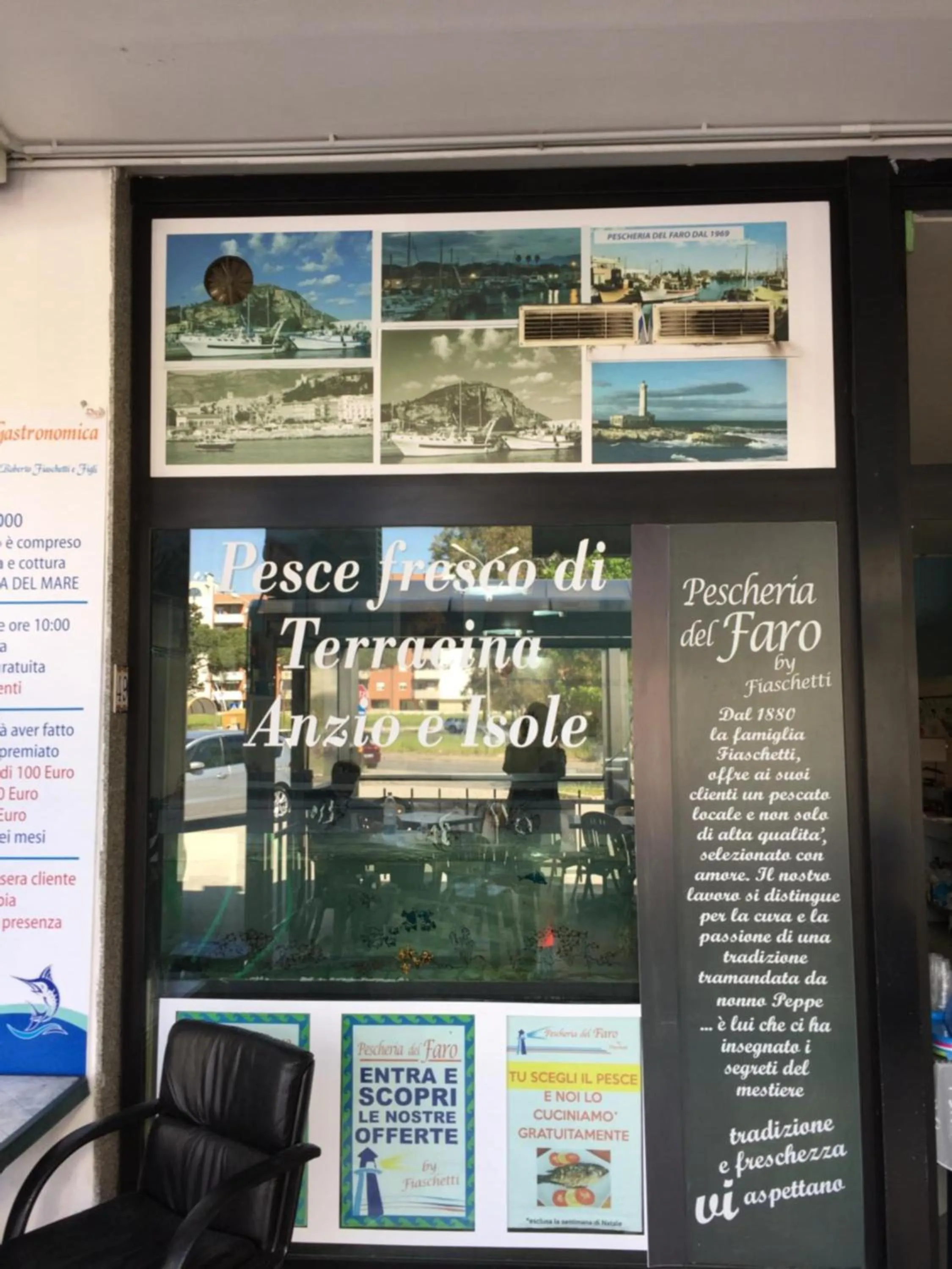 Restaurant/places to eat in Salieri Apartment