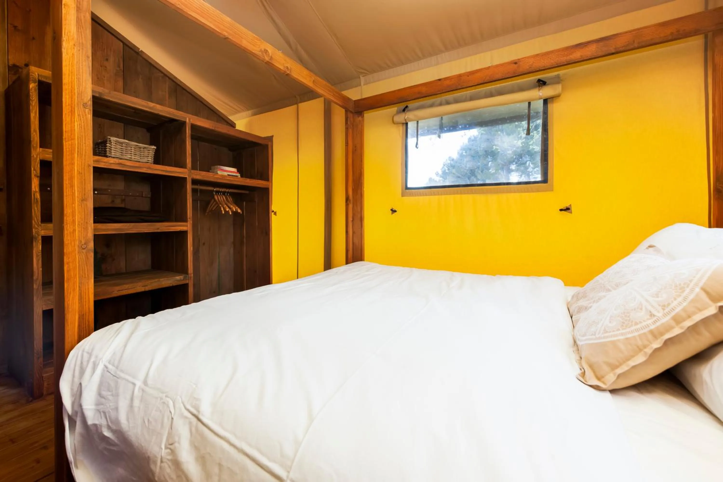 Photo of the whole room, Bed in Glamping and Mobile Homes Lavanda - Holiday Centre Bi VIllage
