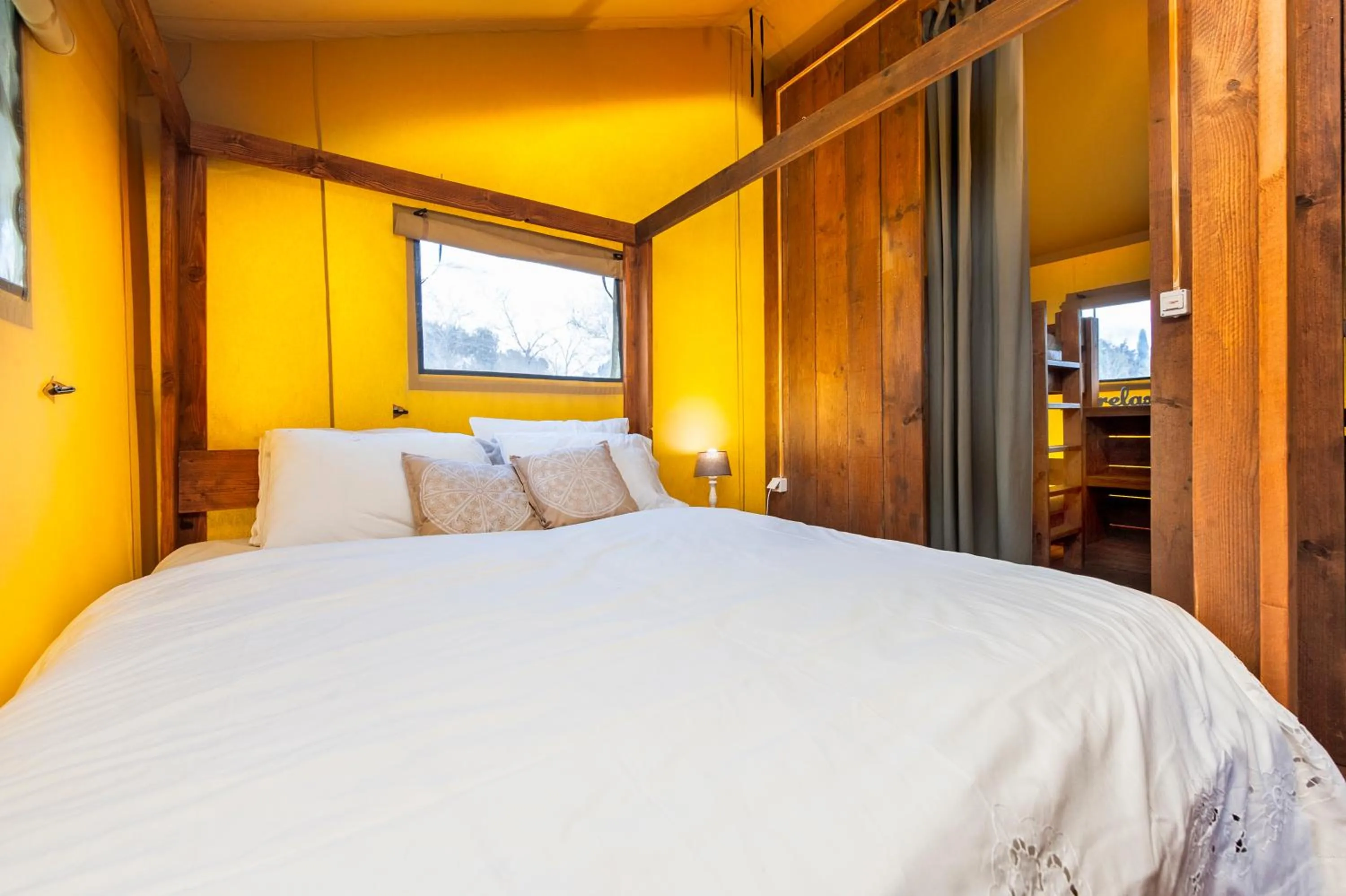 Photo of the whole room, Bed in Glamping and Mobile Homes Lavanda - Holiday Centre Bi VIllage