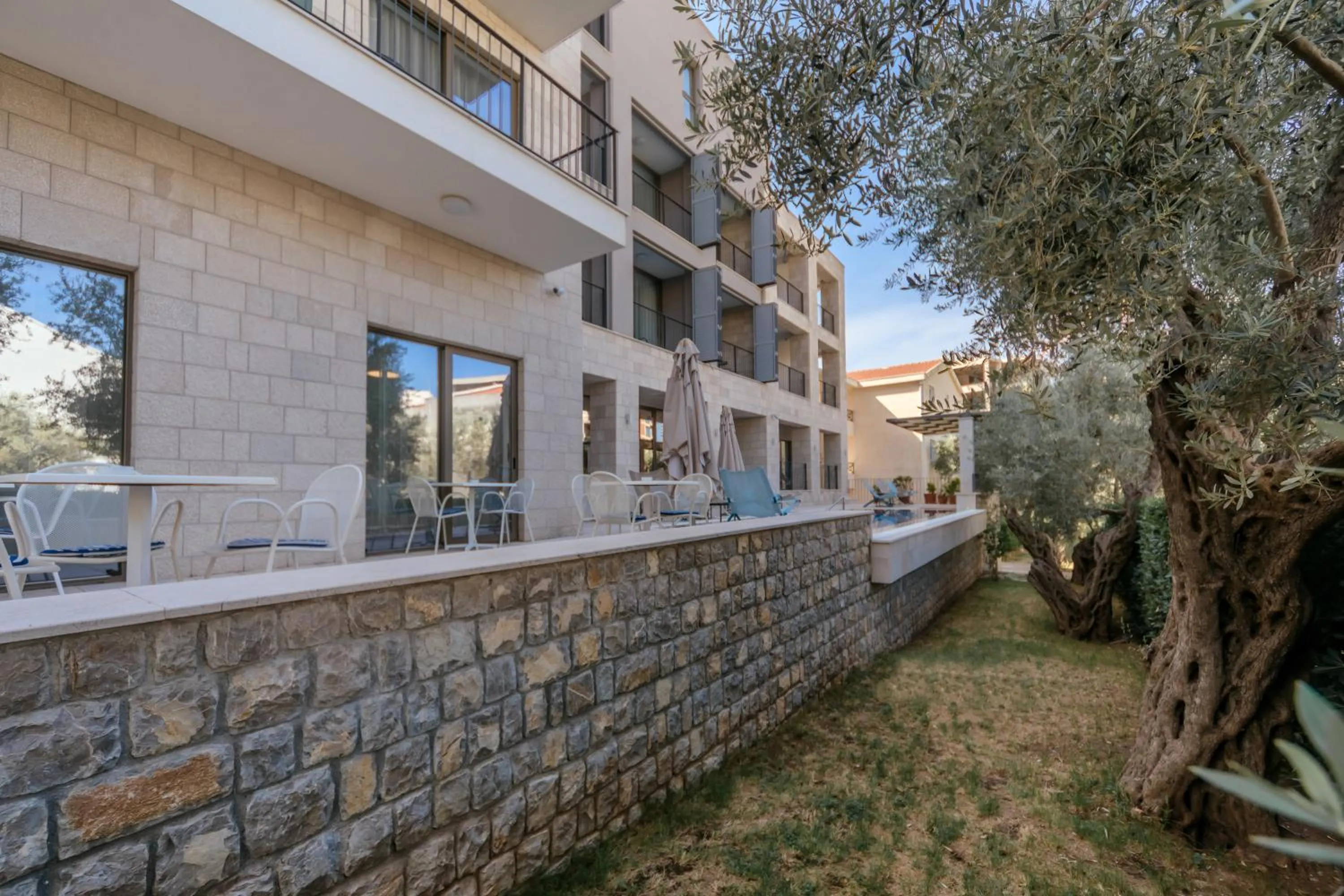 Property building in Hotel Eleven