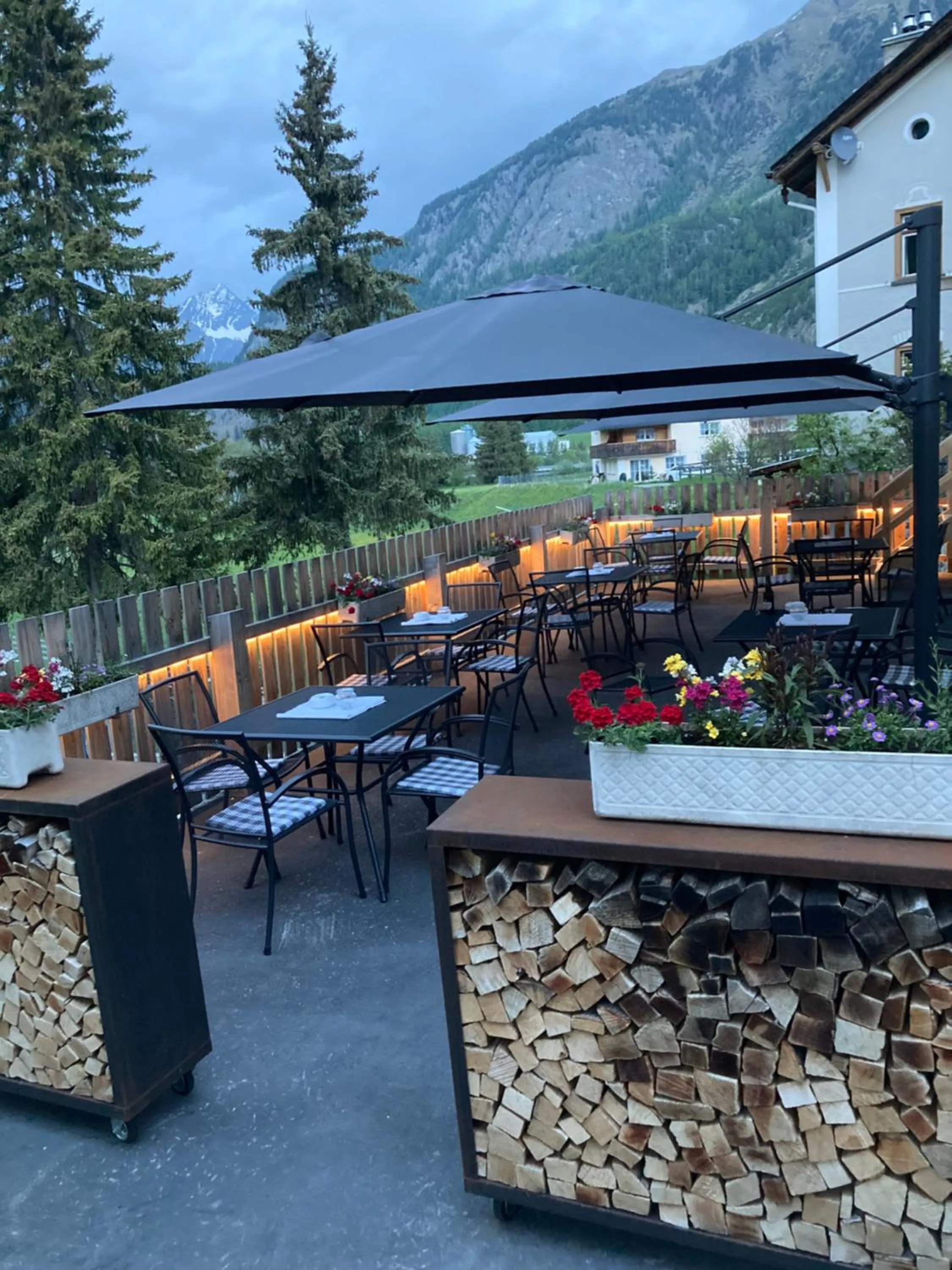 Balcony/Terrace in Hotel Crusch Alba Zernez