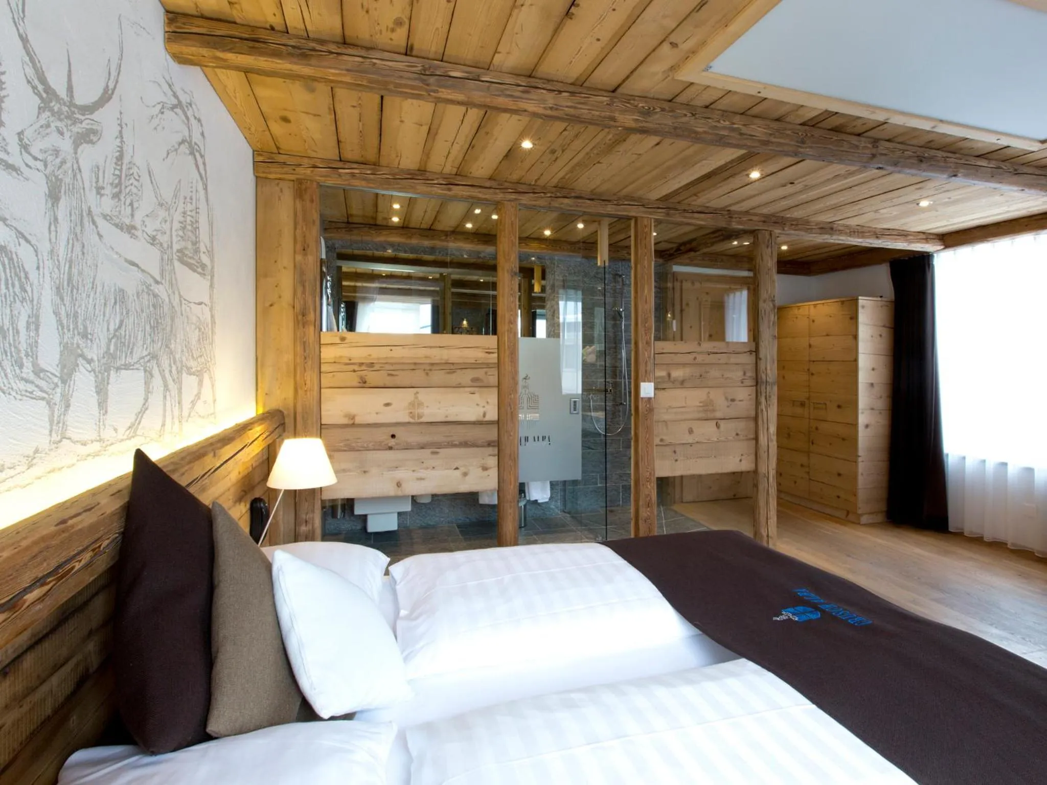 Bed in Hotel Crusch Alba Zernez