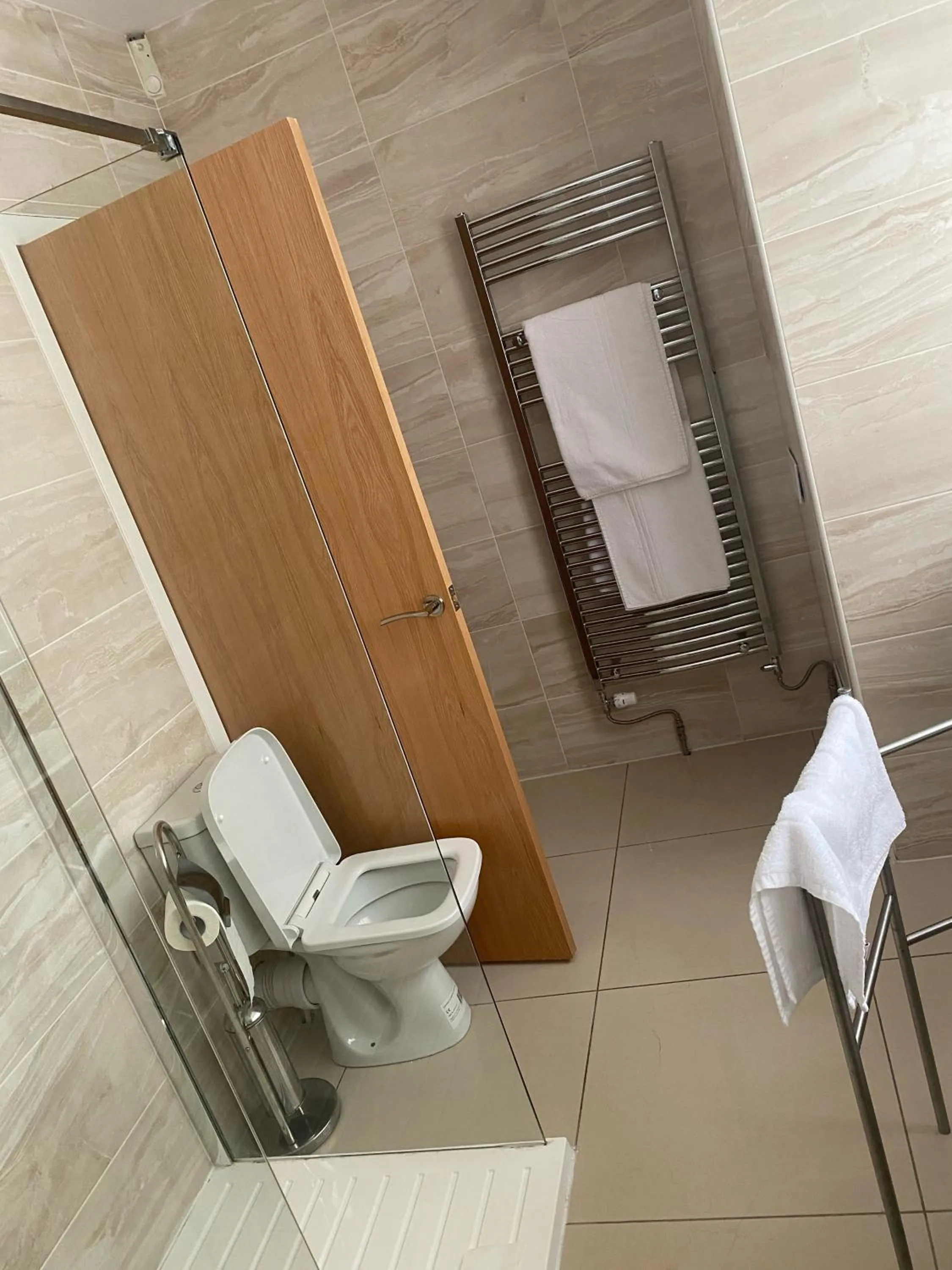 Bathroom in Crowwood Hotel and Alba Restaurant