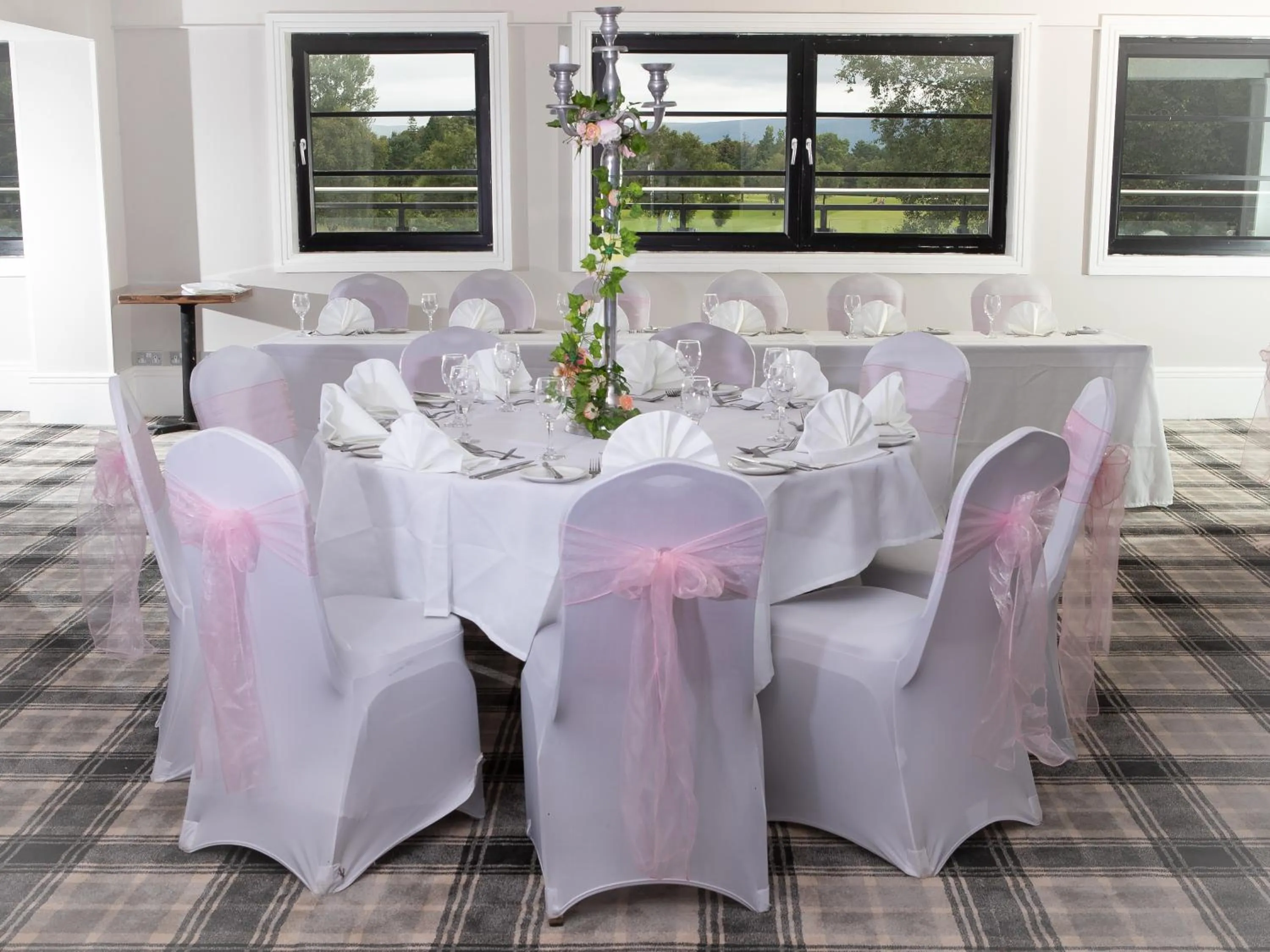 Banquet/Function facilities in Crowwood Hotel and Alba Restaurant