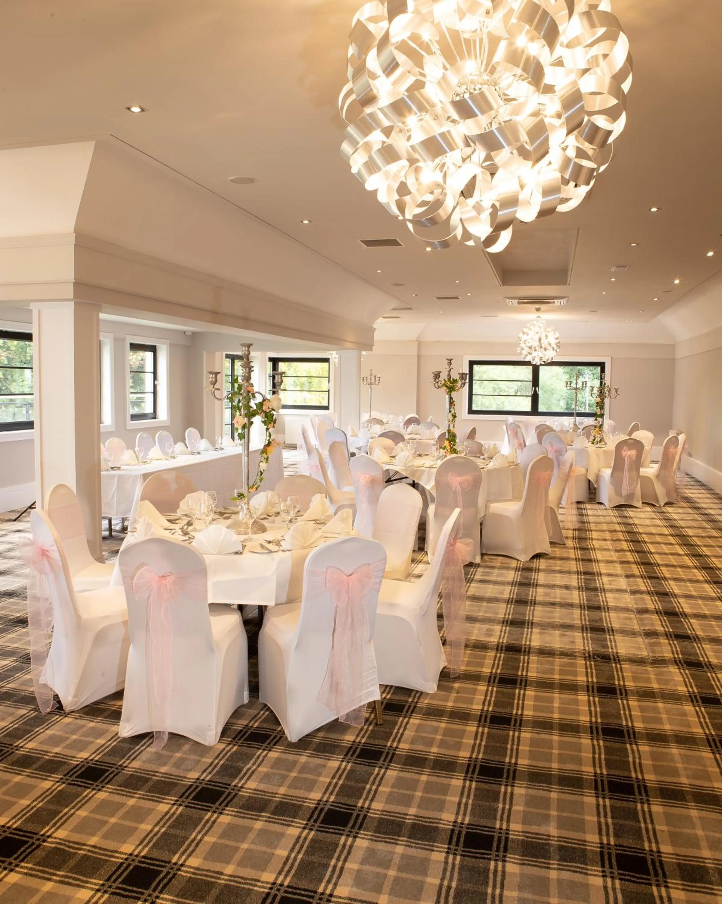 Banquet/Function facilities in Crowwood Hotel and Alba Restaurant