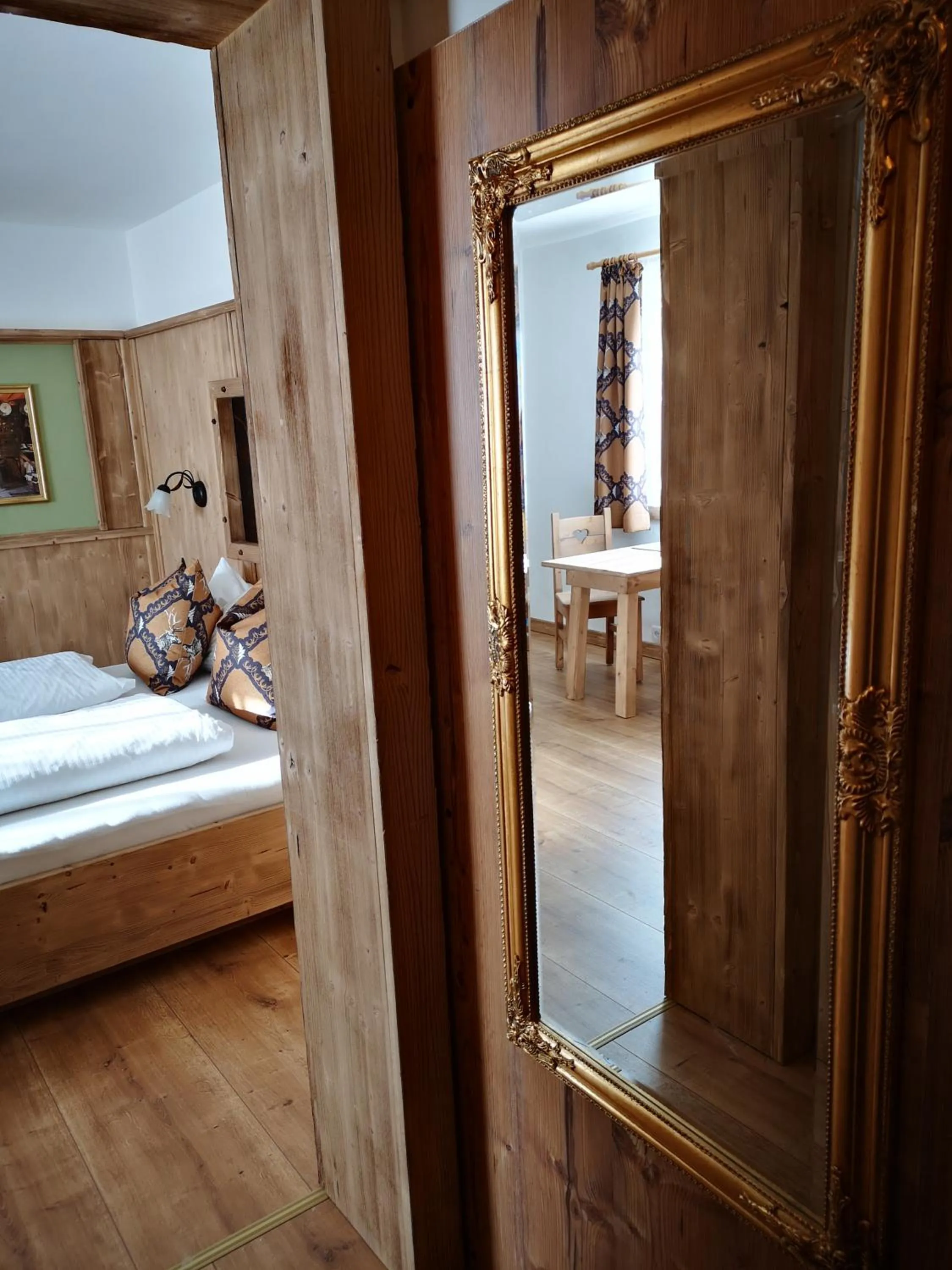 Photo of the whole room, Bed in Gasthof Stauder