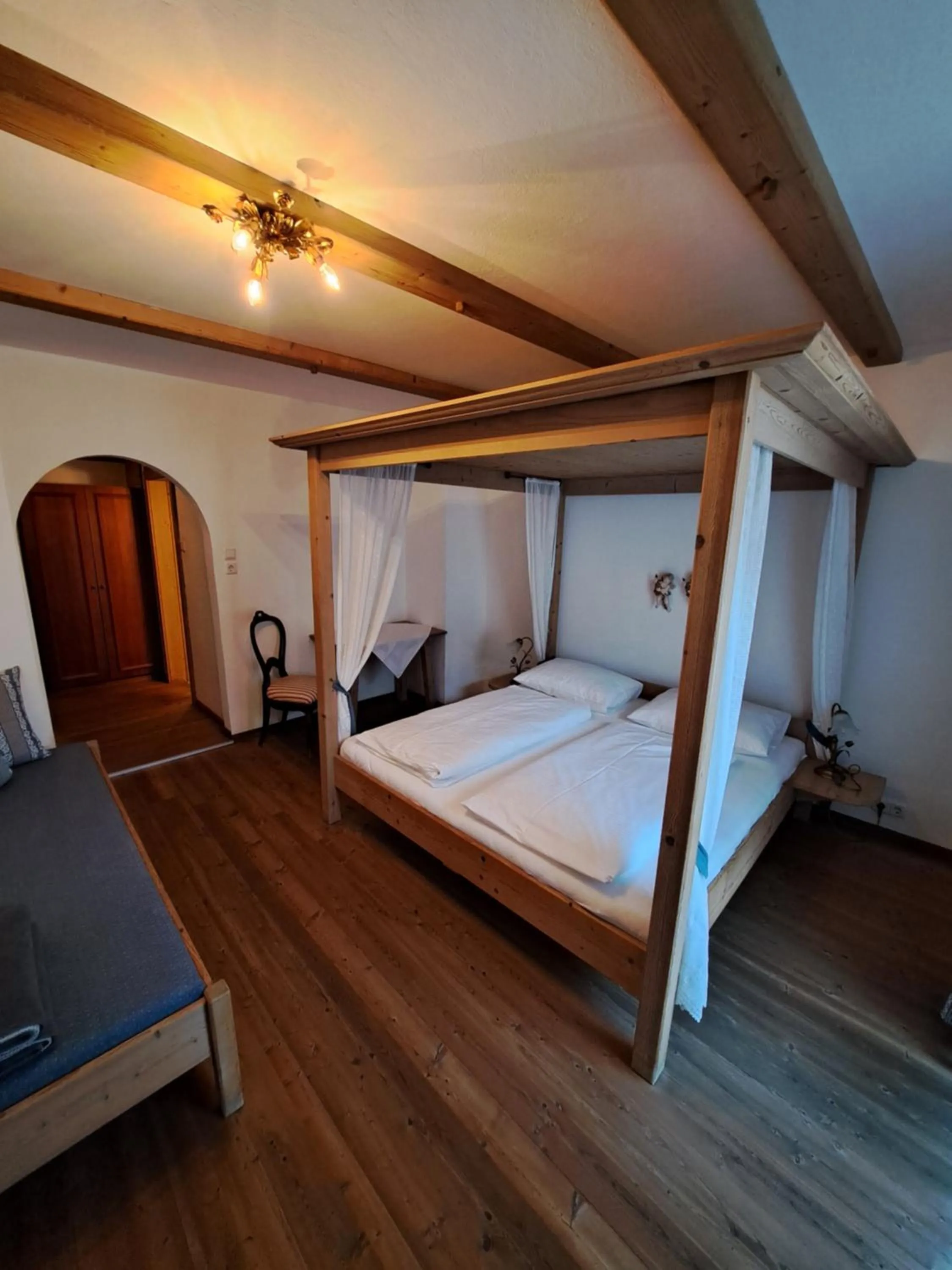 Bed in Gasthof Stauder