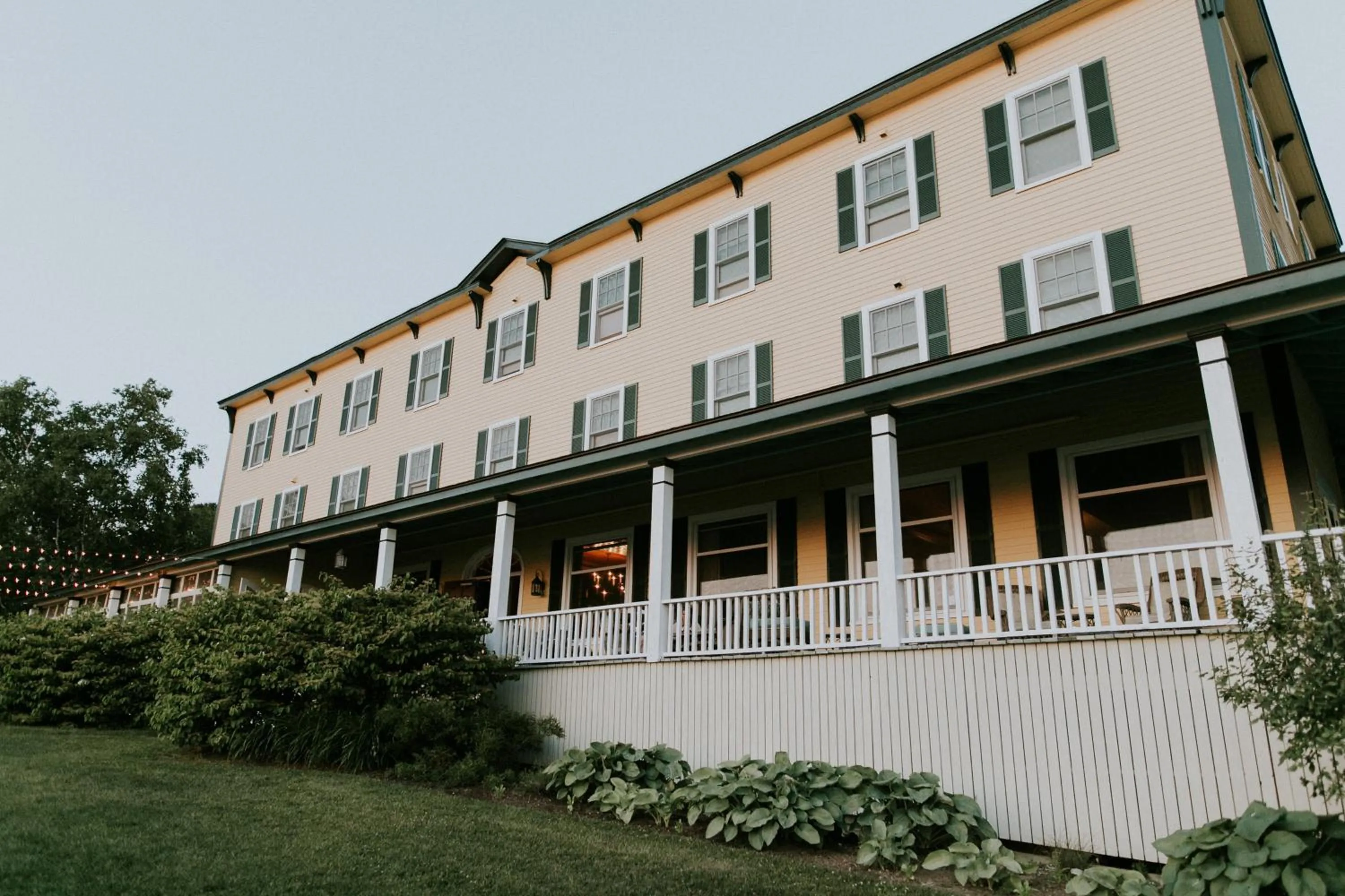 Facade/entrance in Chebeague Island Inn