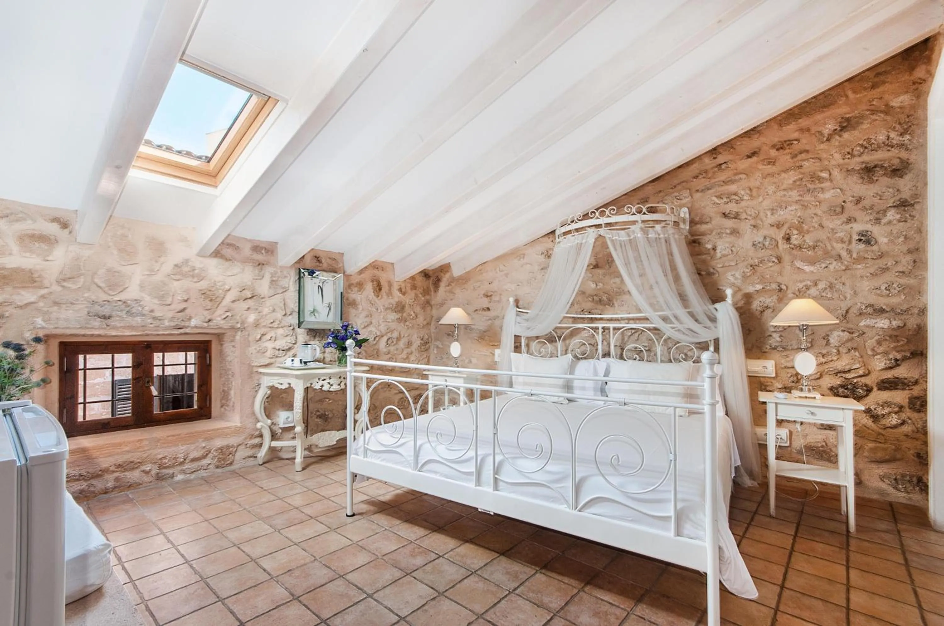 Photo of the whole room, Bed in Ca´n Pere