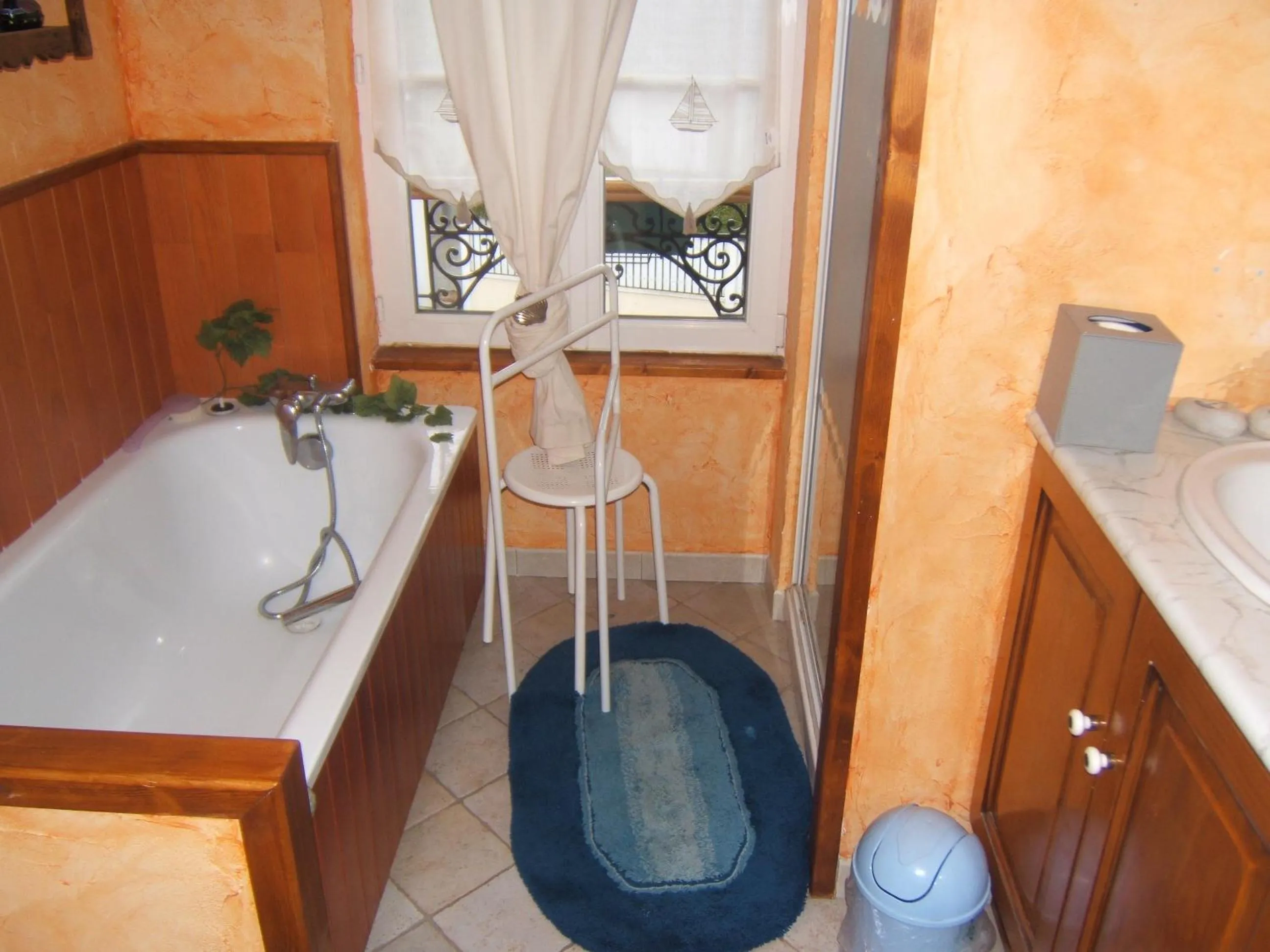 Bathroom in Relais du Cap romain