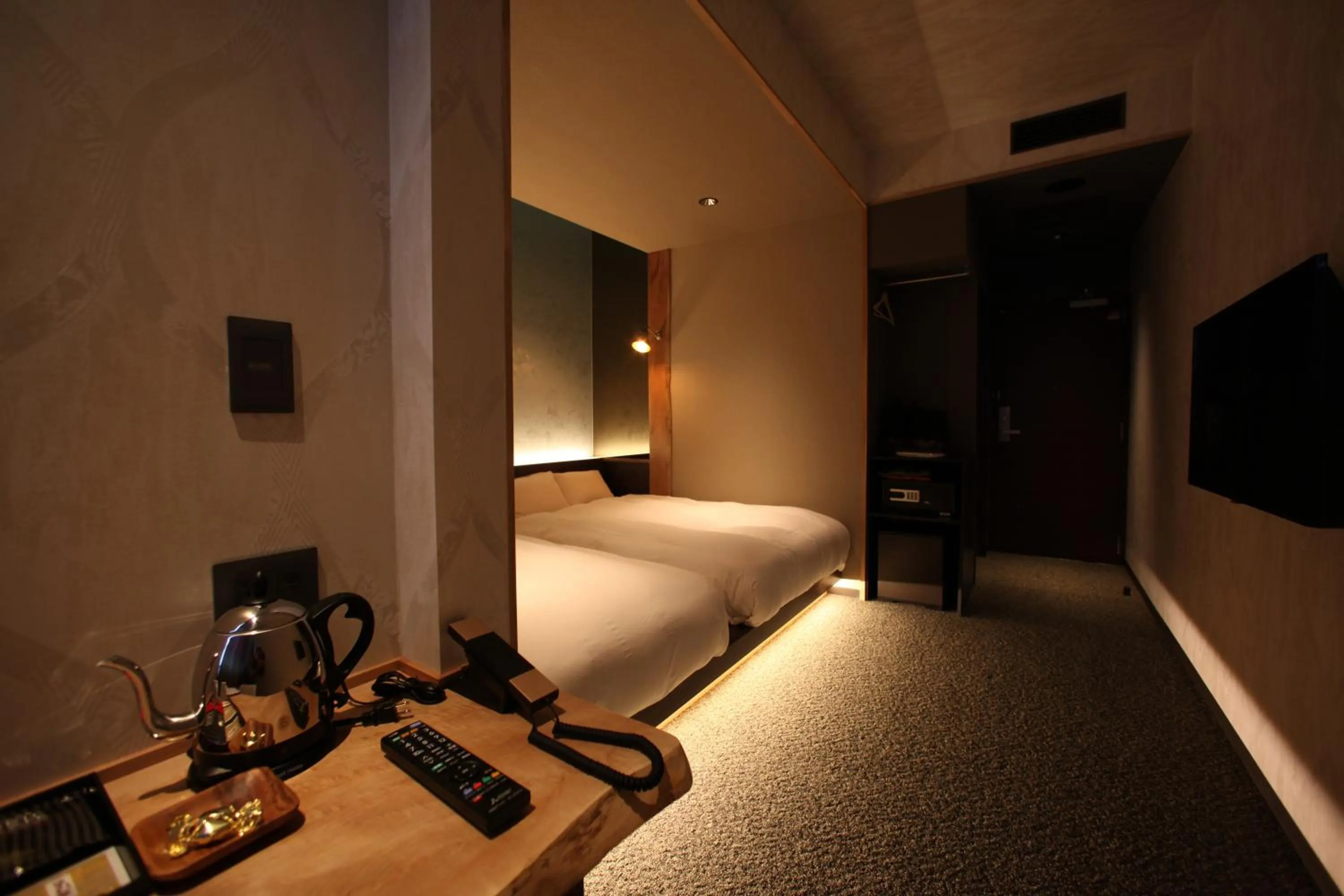 Photo of the whole room, Bed in Kojohama Onsen Hotel
