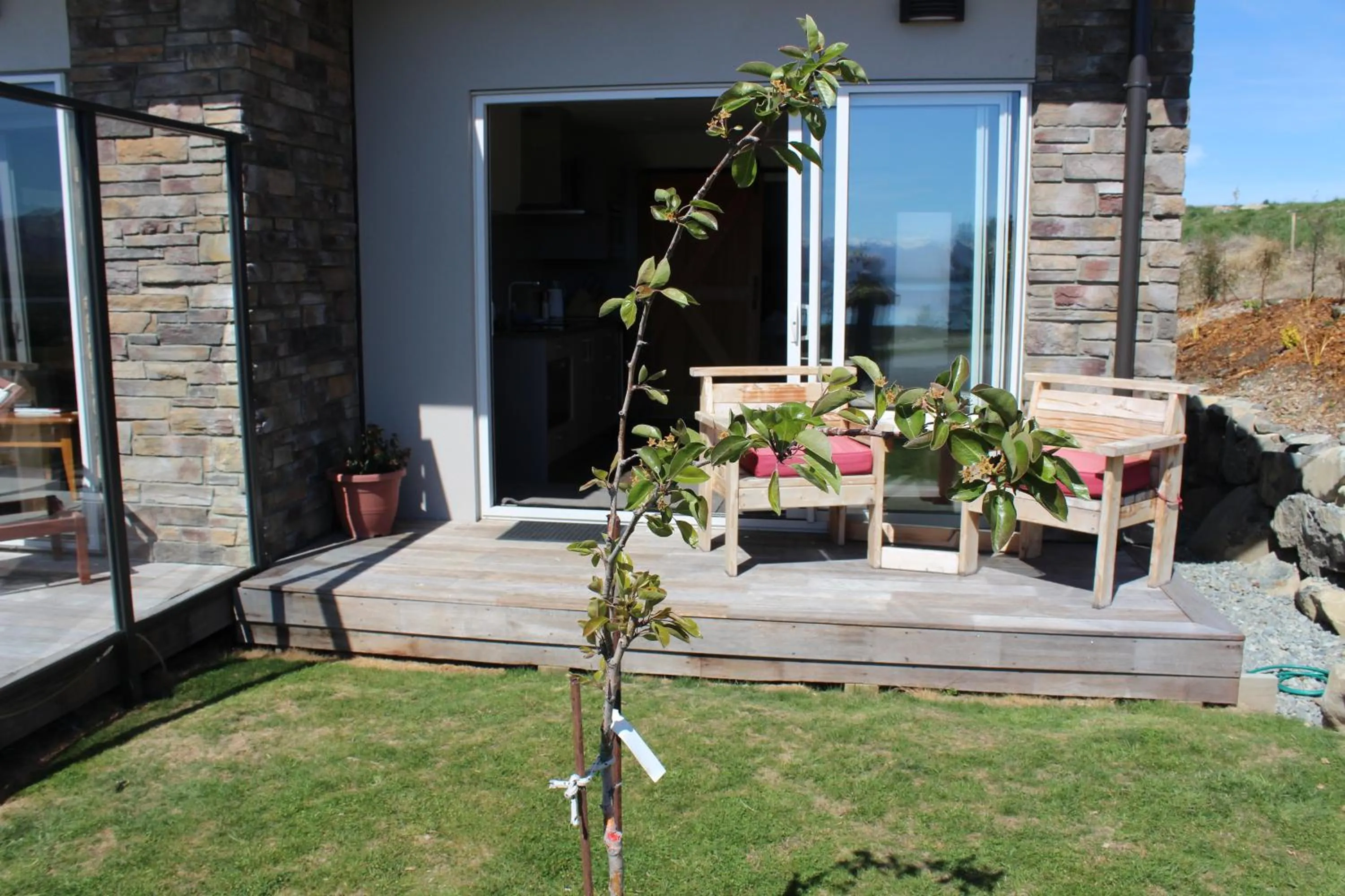 Facade/entrance in The Mackenzie Suites
