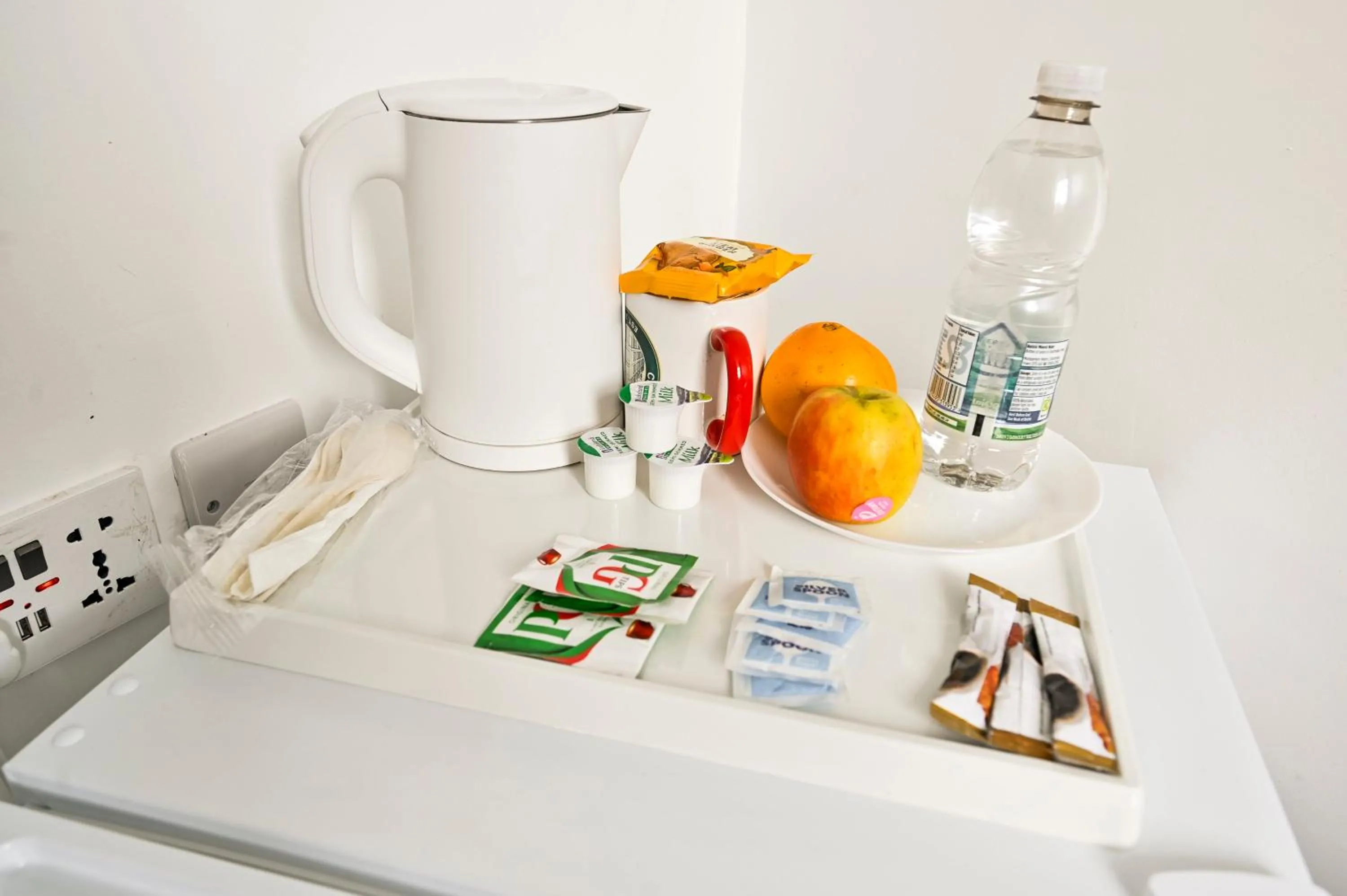 Coffee/tea facilities in City London Hotel