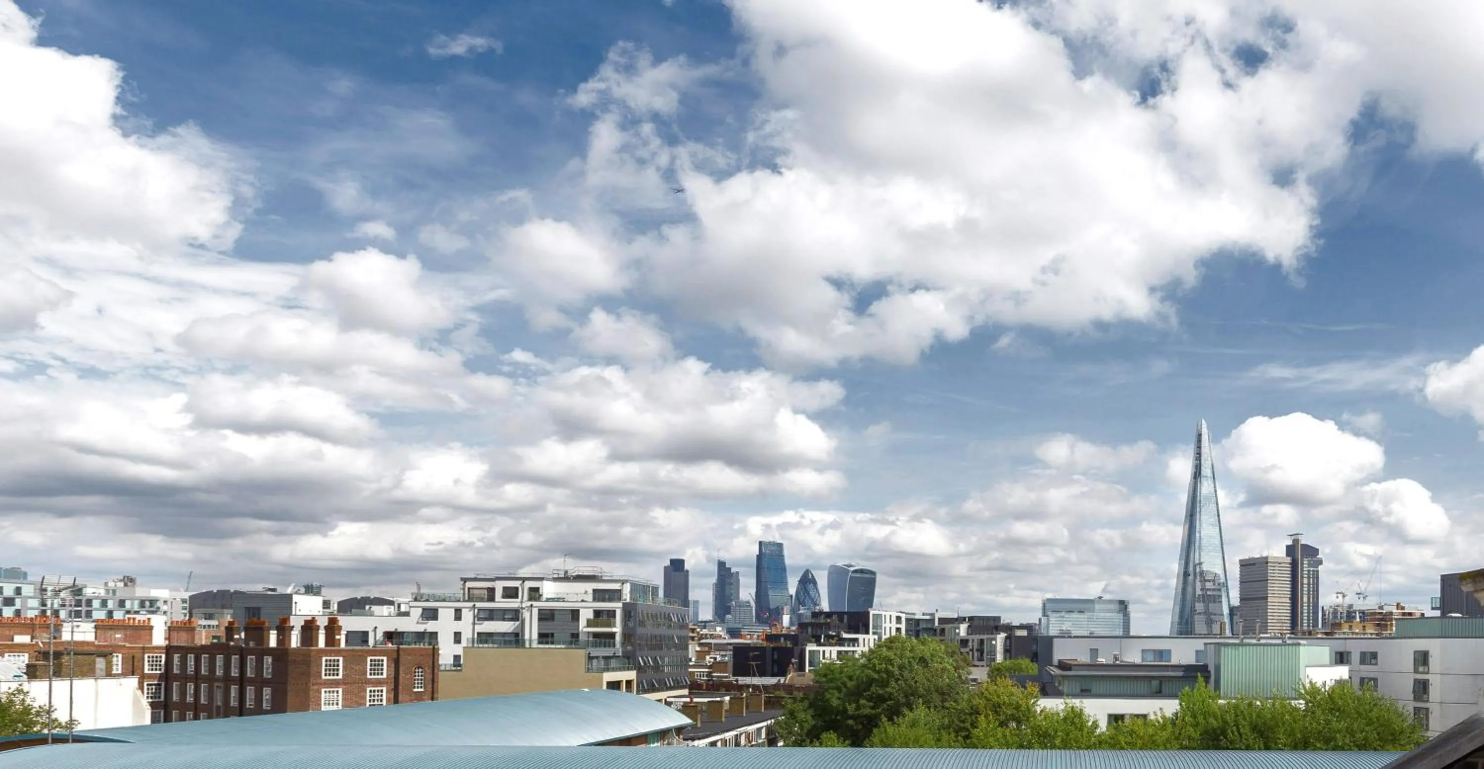 Landmark view in City London Hotel