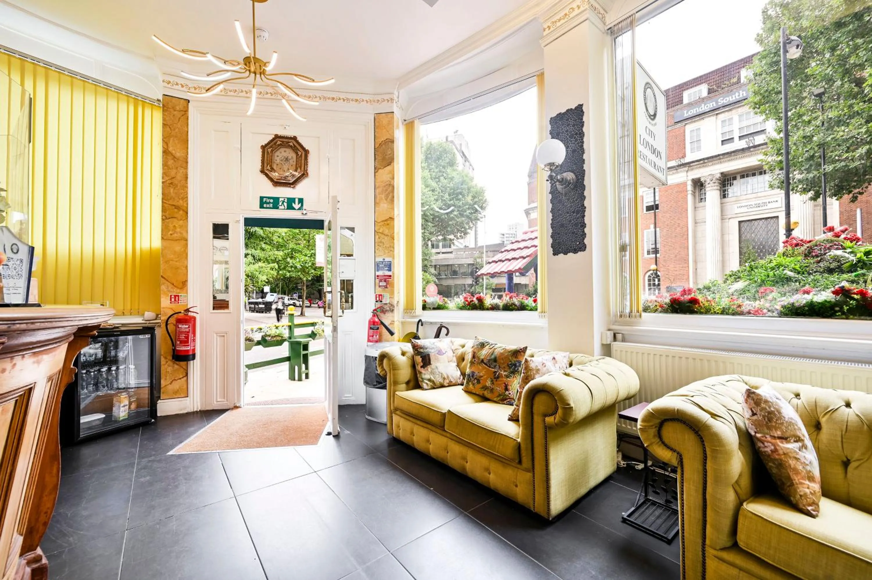 Lobby or reception in City London Hotel