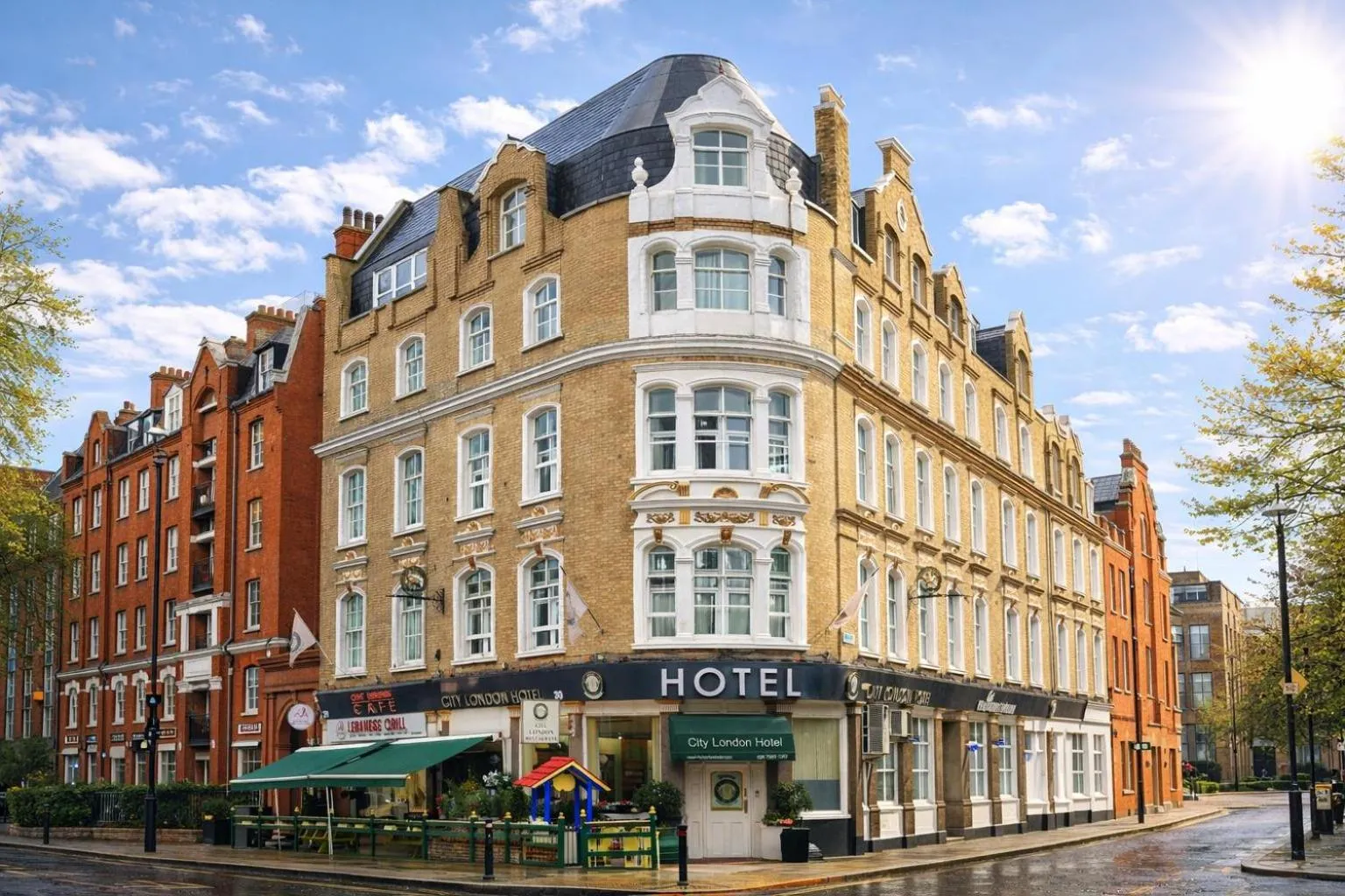 Property building in City London Hotel