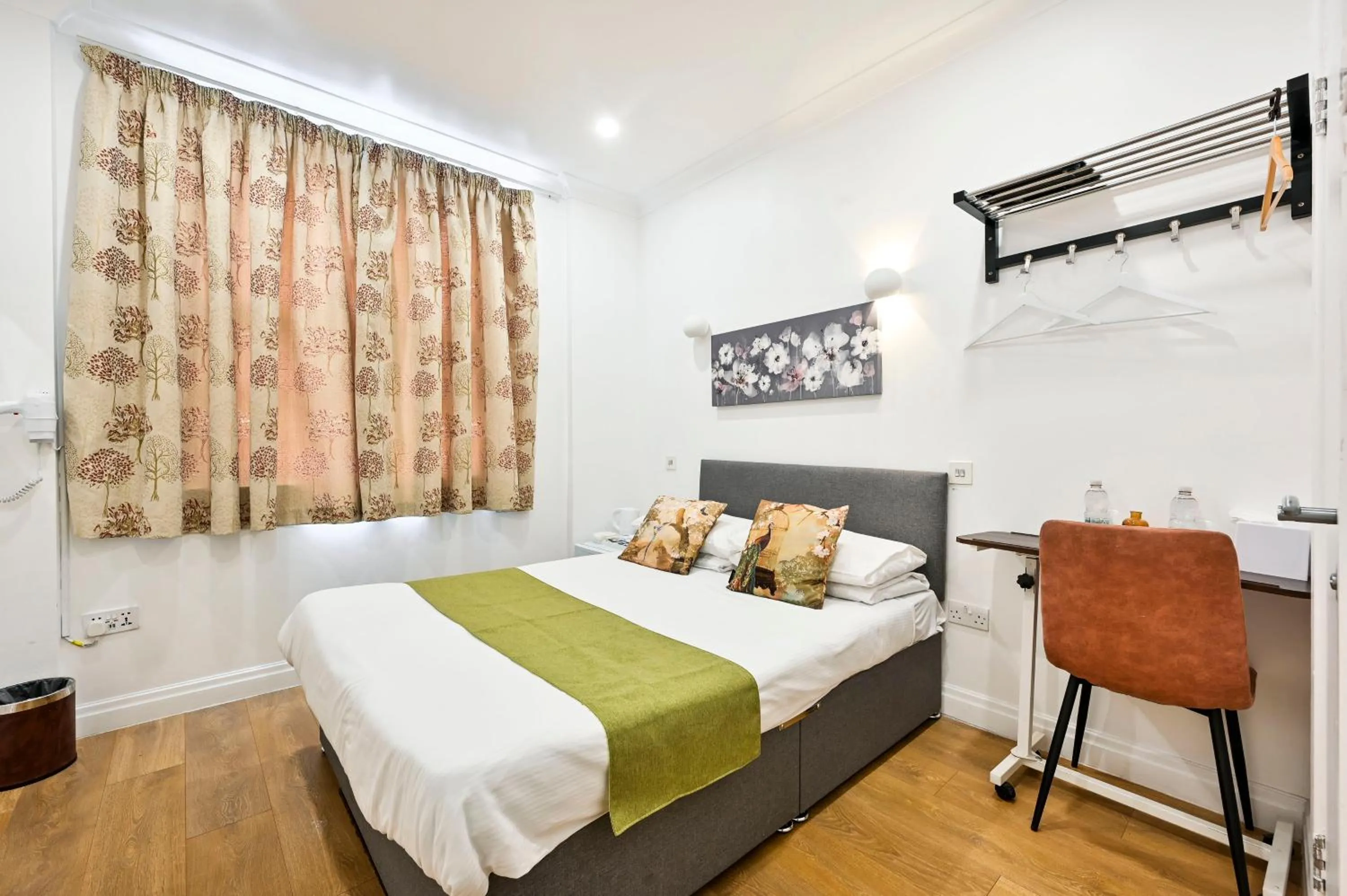 Bed in City London Hotel