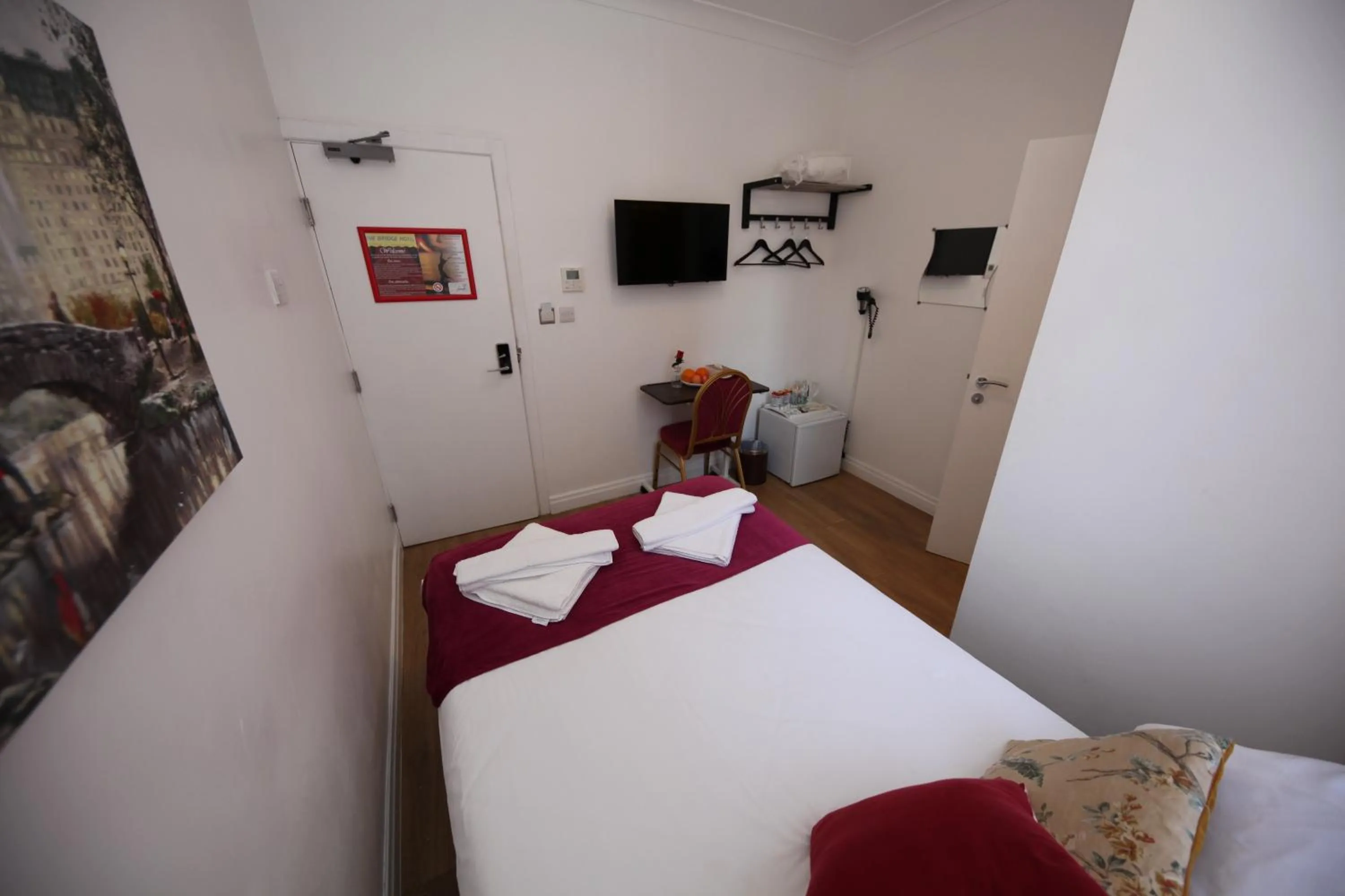 Bed in City London Hotel