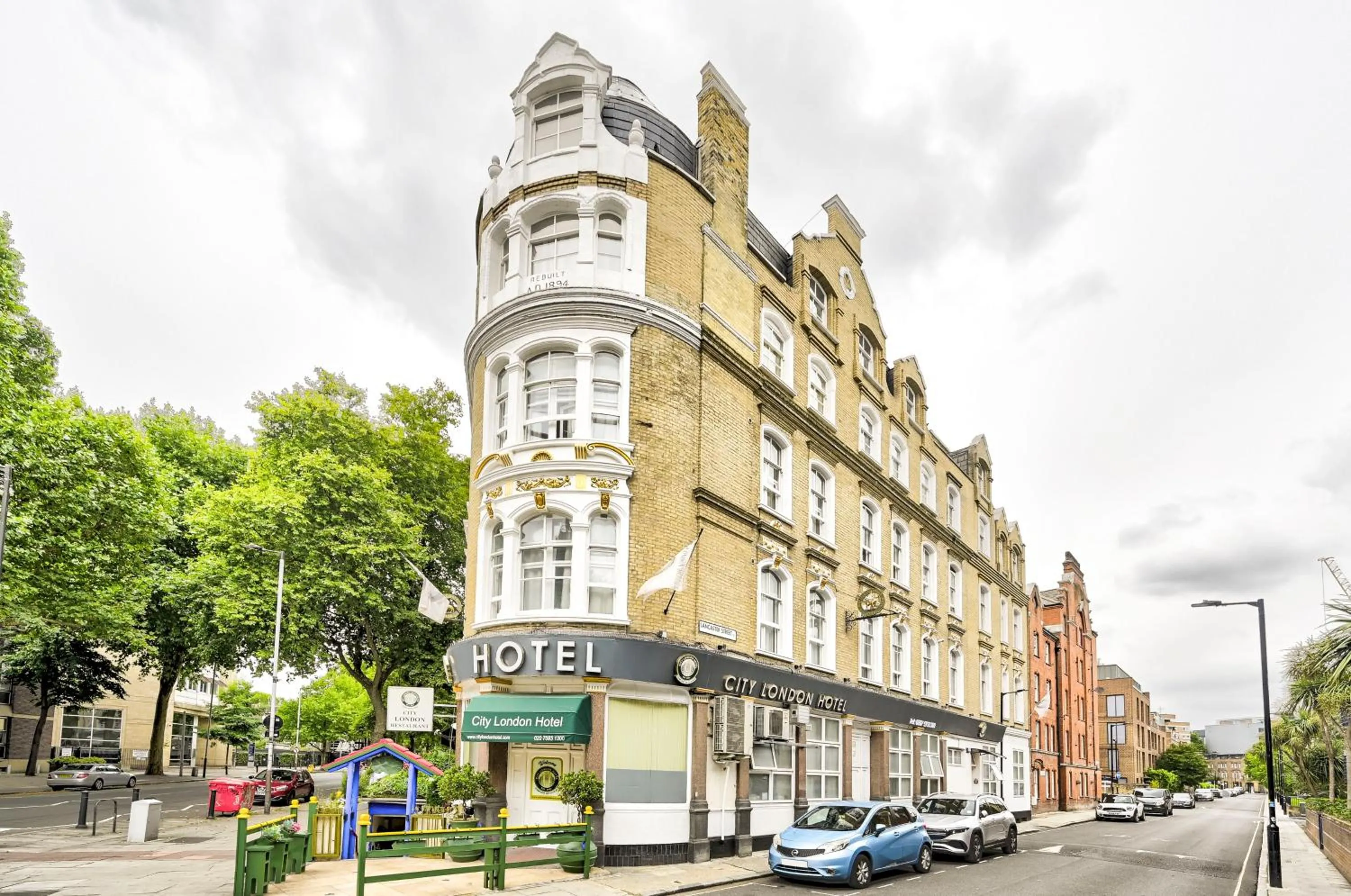 City London Hotel