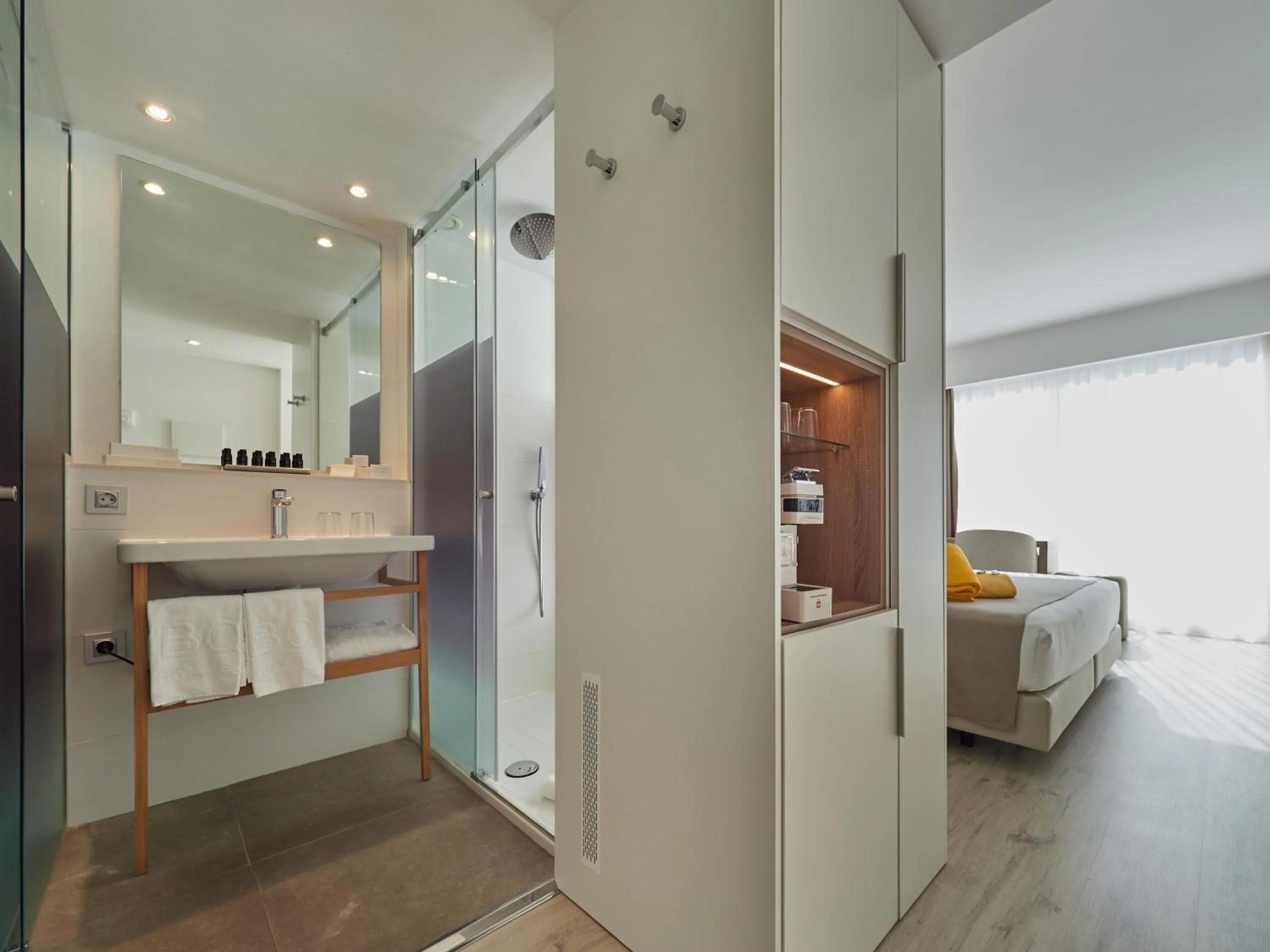 Bathroom, Bed in BQ Aguamarina Boutique Hotel