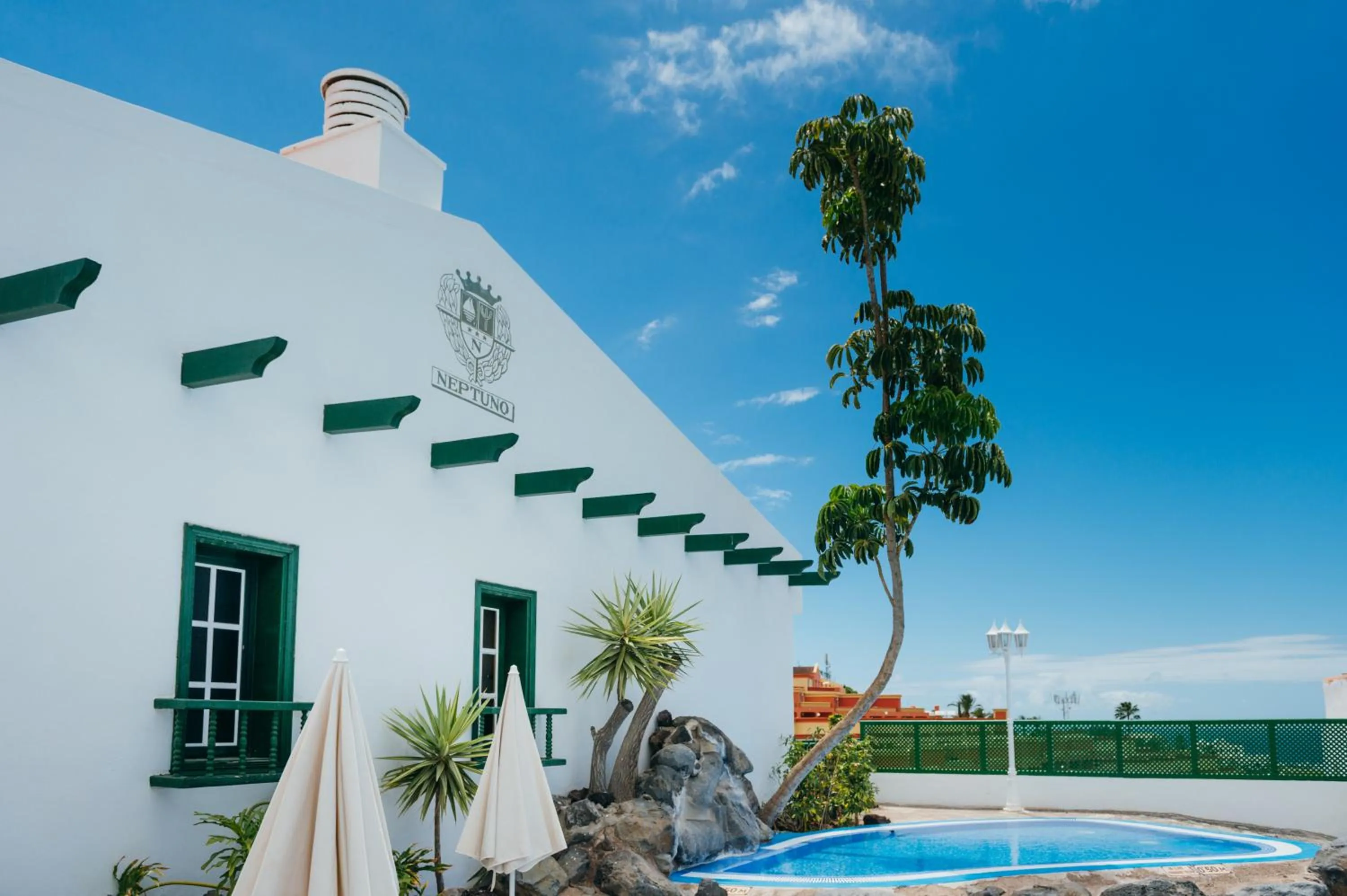 Area and facilities in Aparthotel Neptuno Costadeje