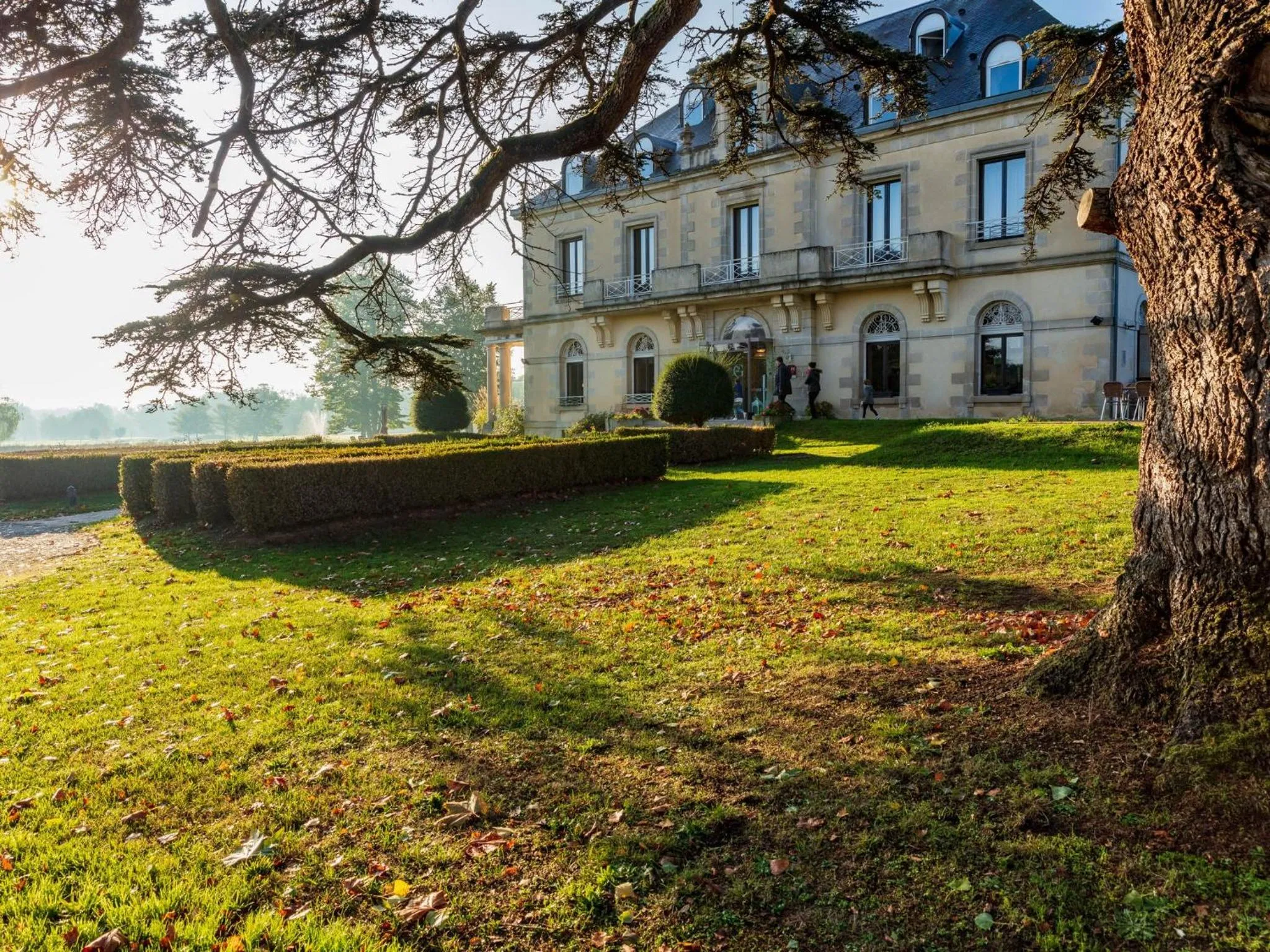 Facade/entrance in Garrigae Manoir de Beauvoir Poitiers Sud - Hotel & Spa