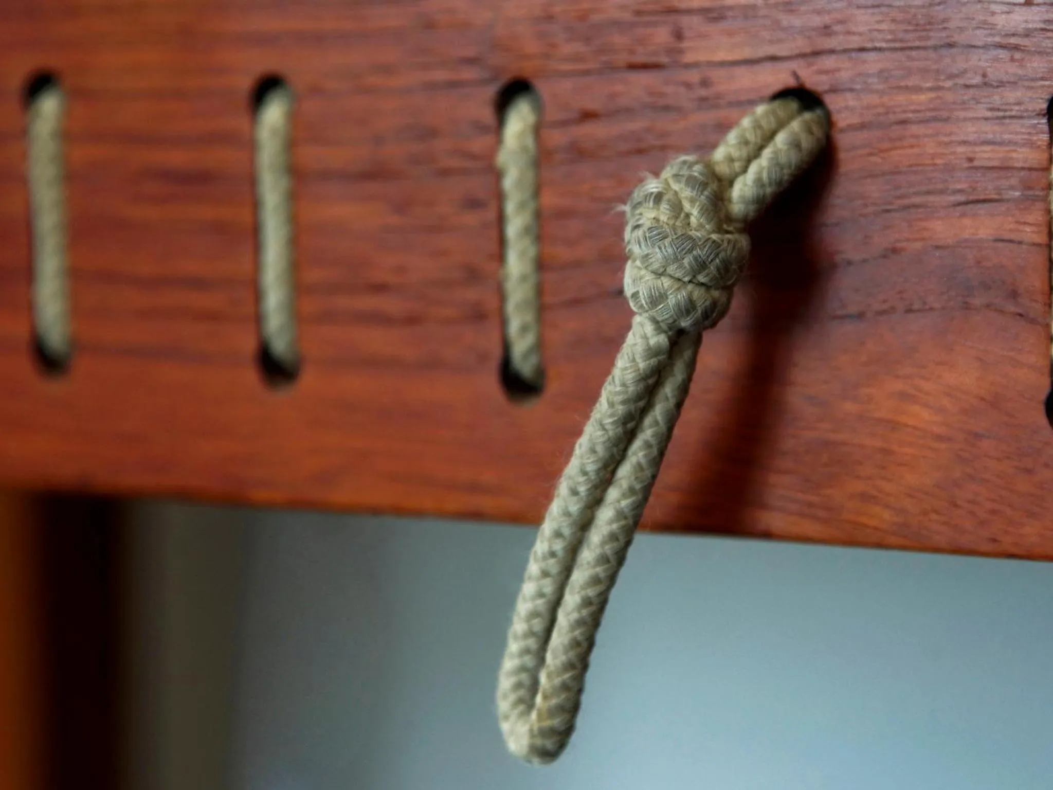 Decorative detail in Garrigae Cap Coz