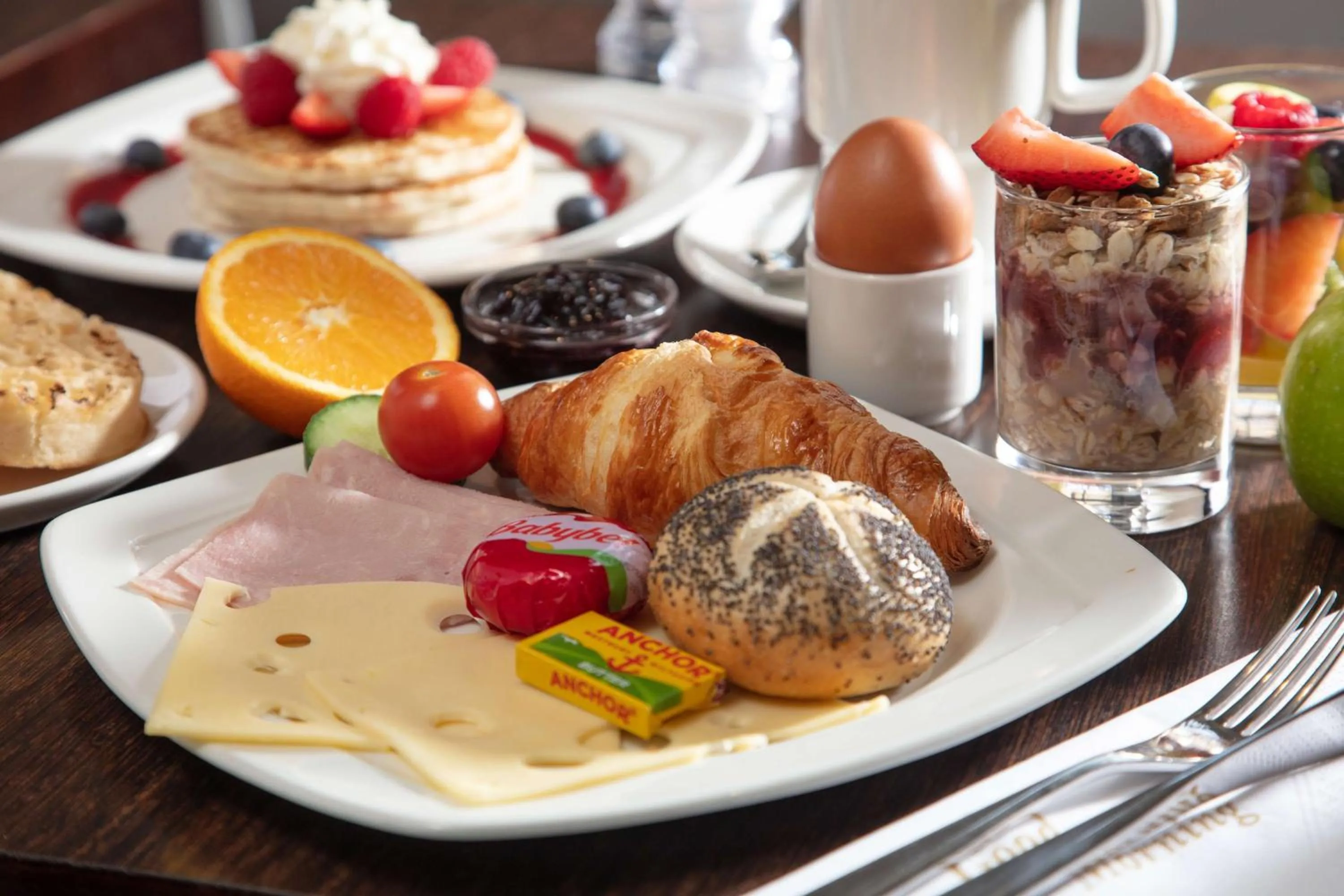 Restaurant/places to eat in Best Western Plus Delmere Hotel