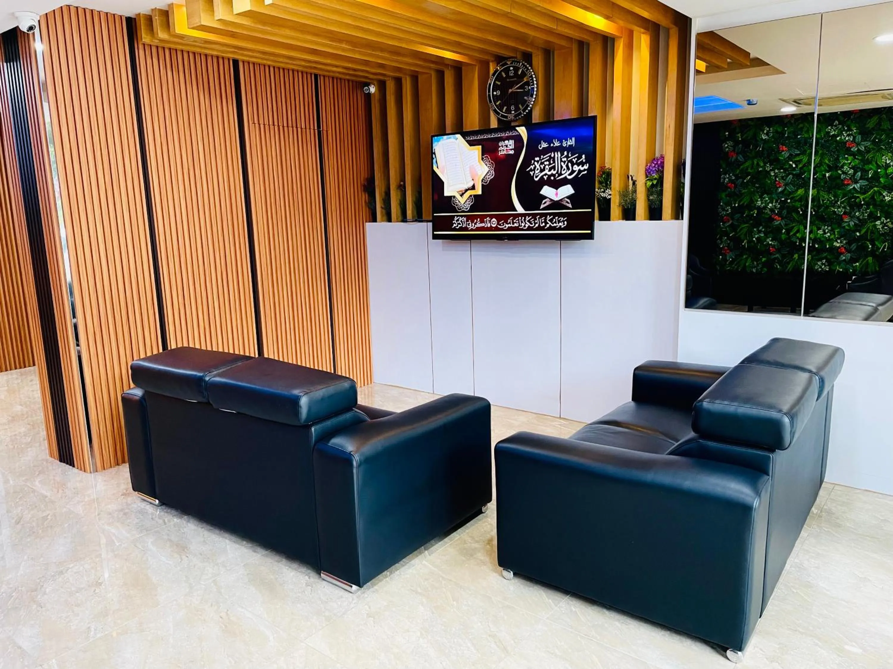 Communal lounge/ TV room in Cozy Hotel@ KL Sentral