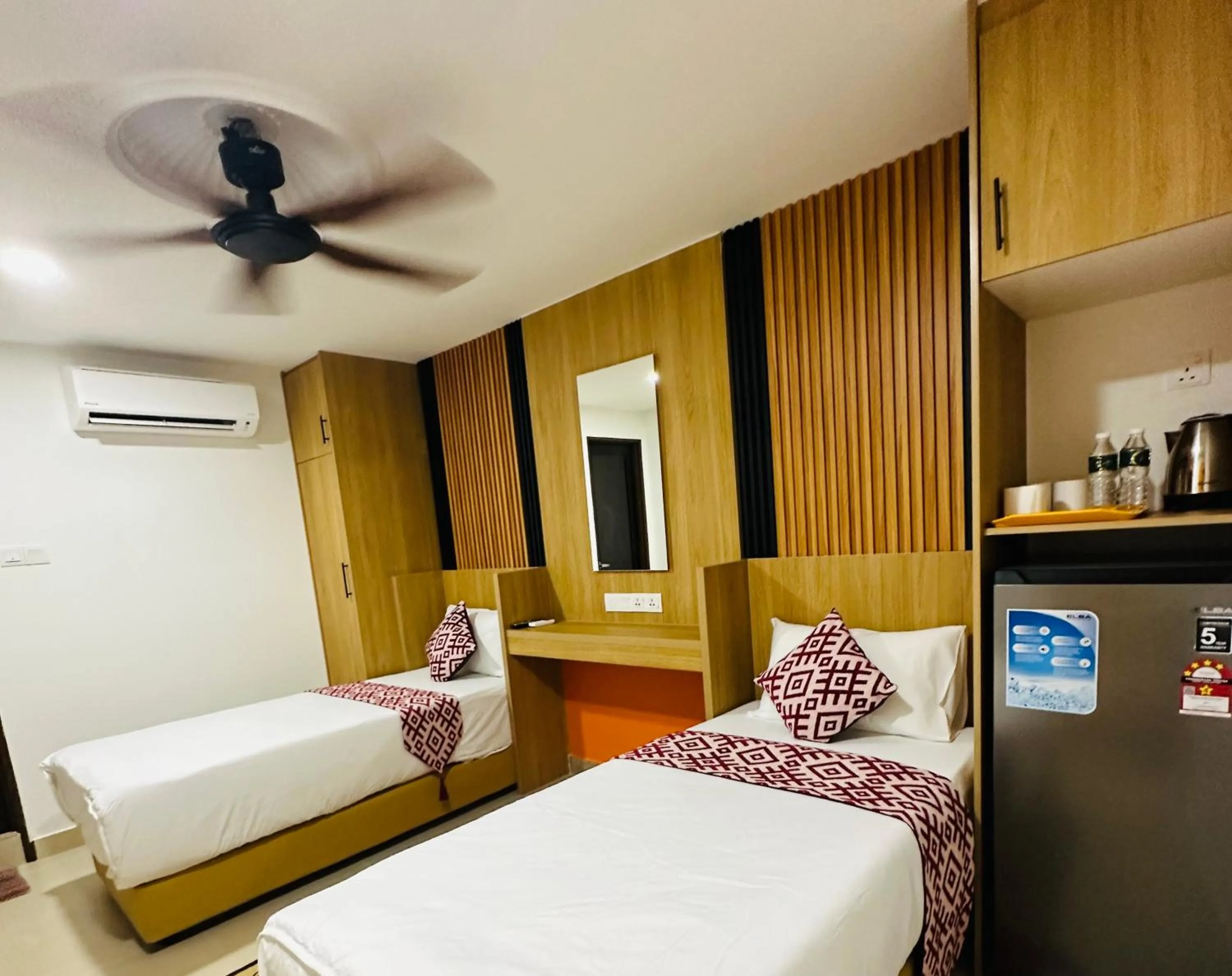 Bed in Cozy Hotel@ KL Sentral