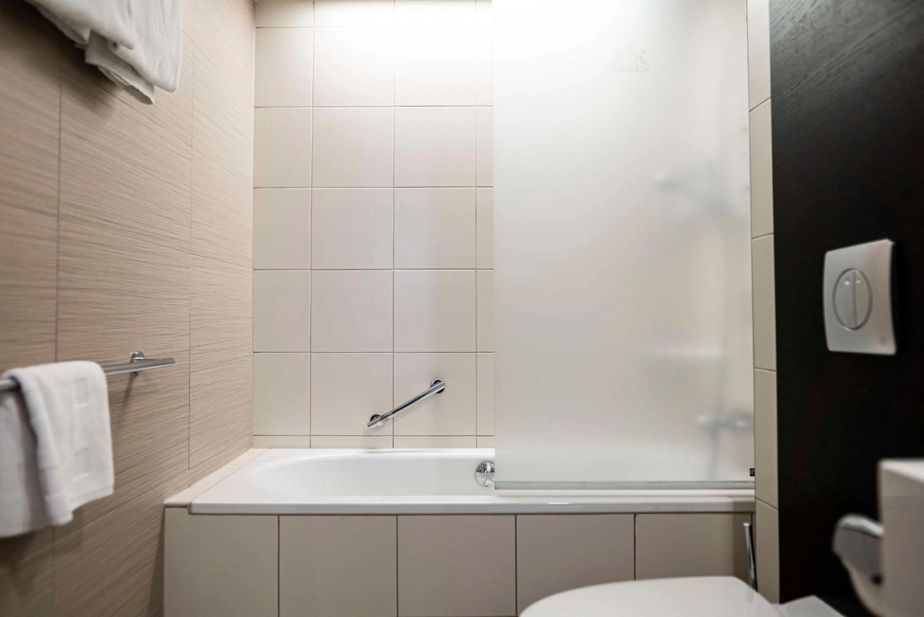 Bedroom in Scandic Anglais