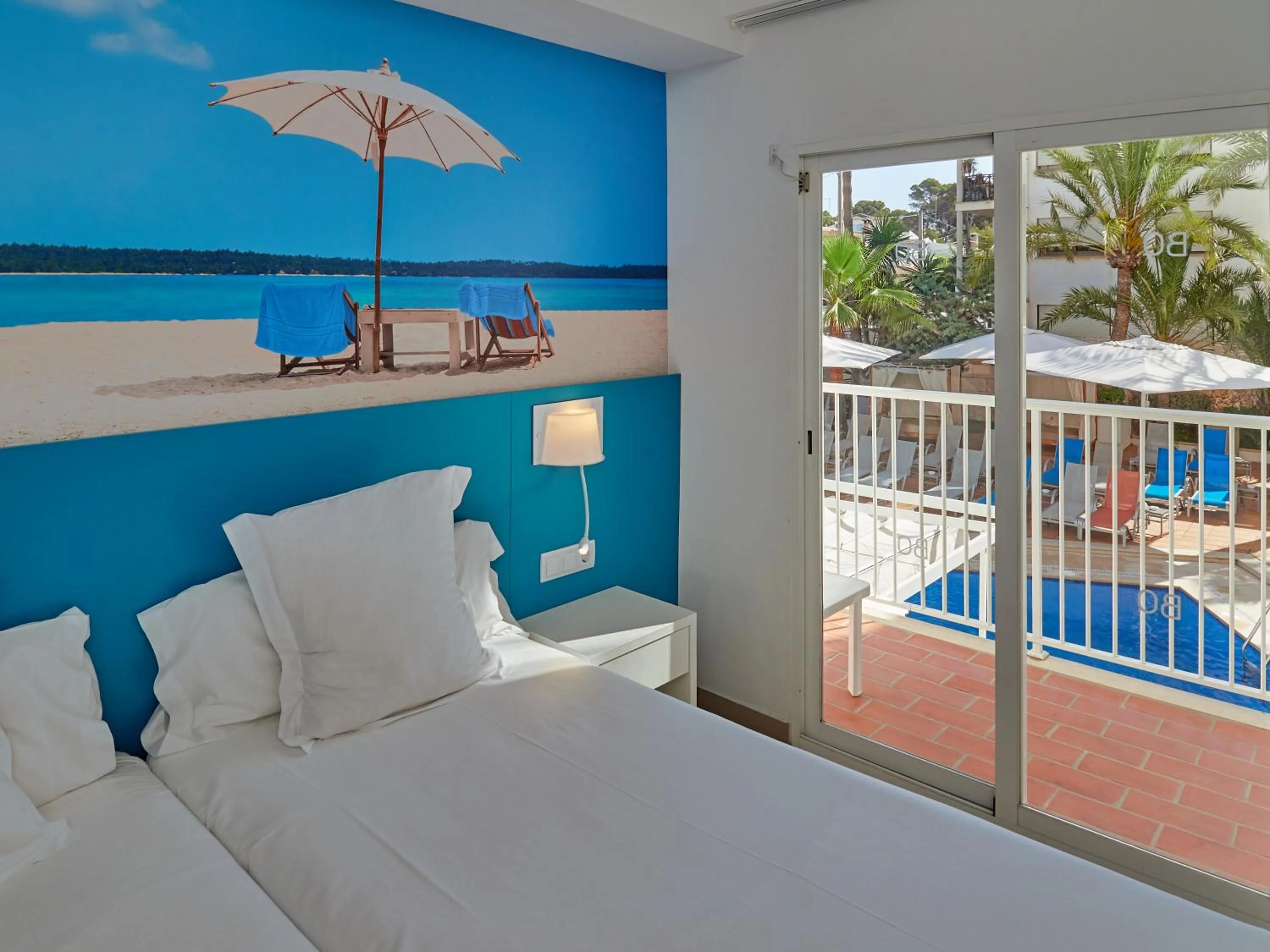 Balcony/Terrace, Bed in BQ Carmen Playa- Adults Only