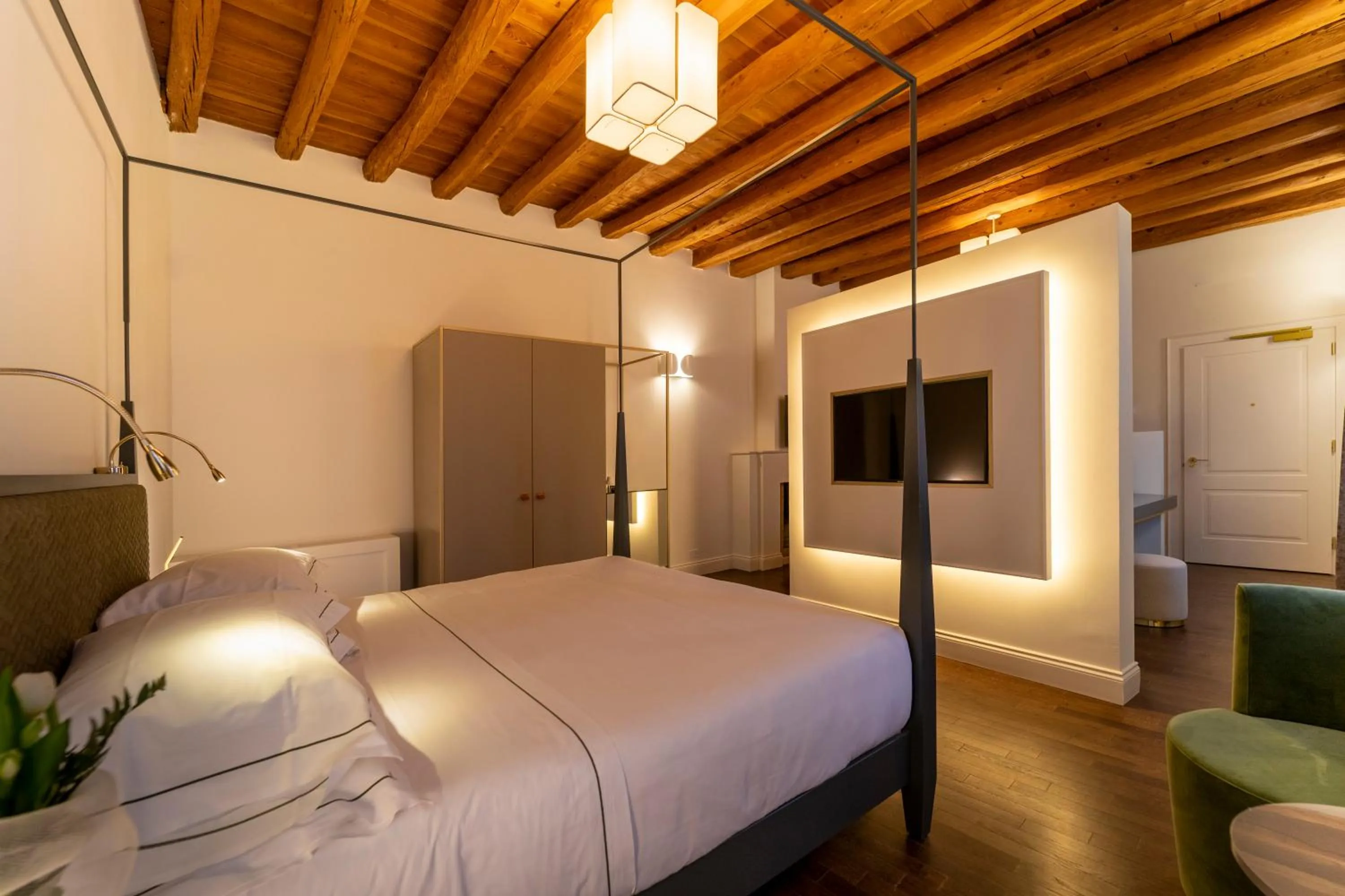 Bedroom, Bed in Hotel Villa Soligo - Small Luxury Hotels of the World