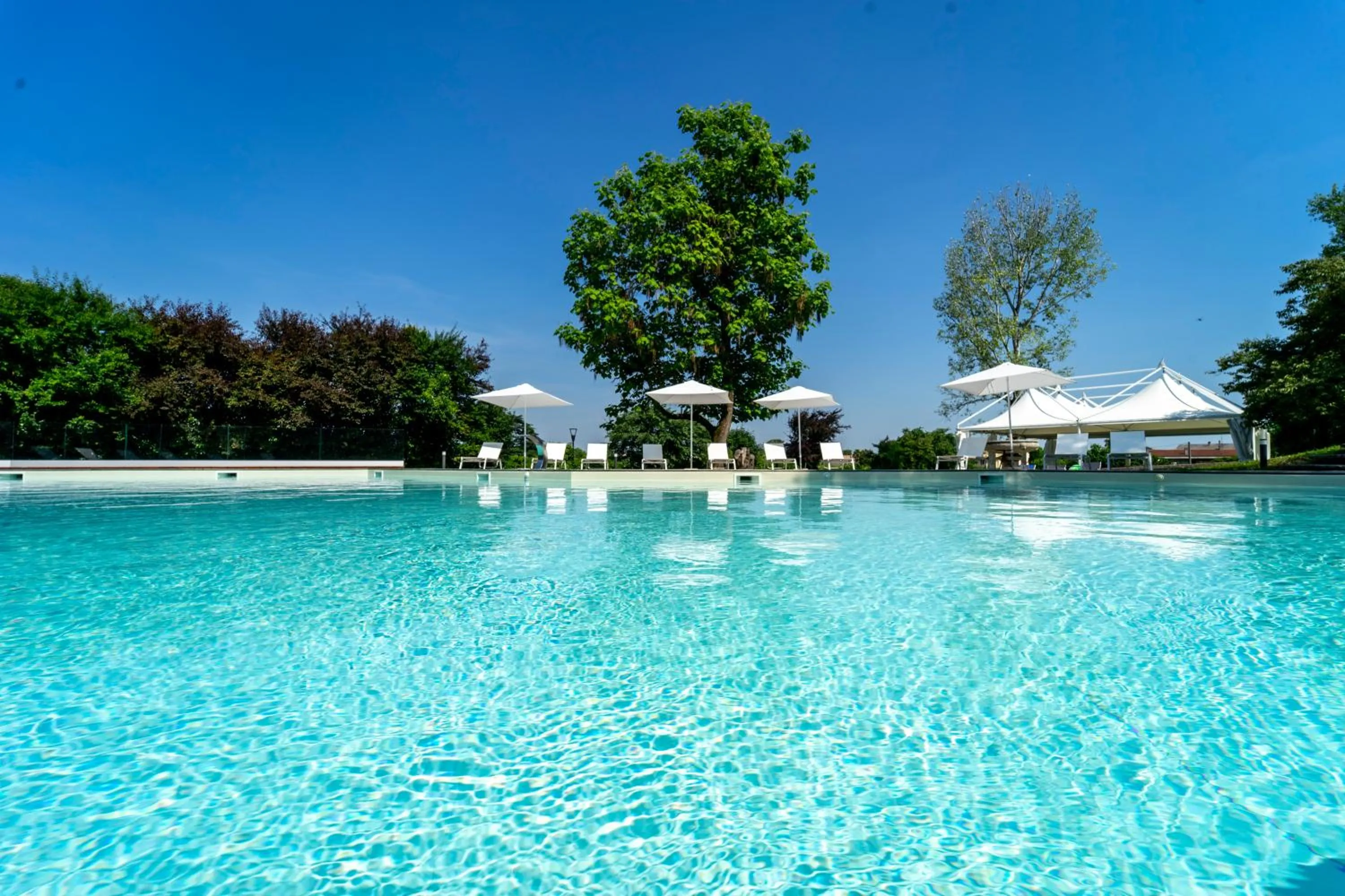 Swimming pool in Hotel Villa Soligo - Small Luxury Hotels of the World