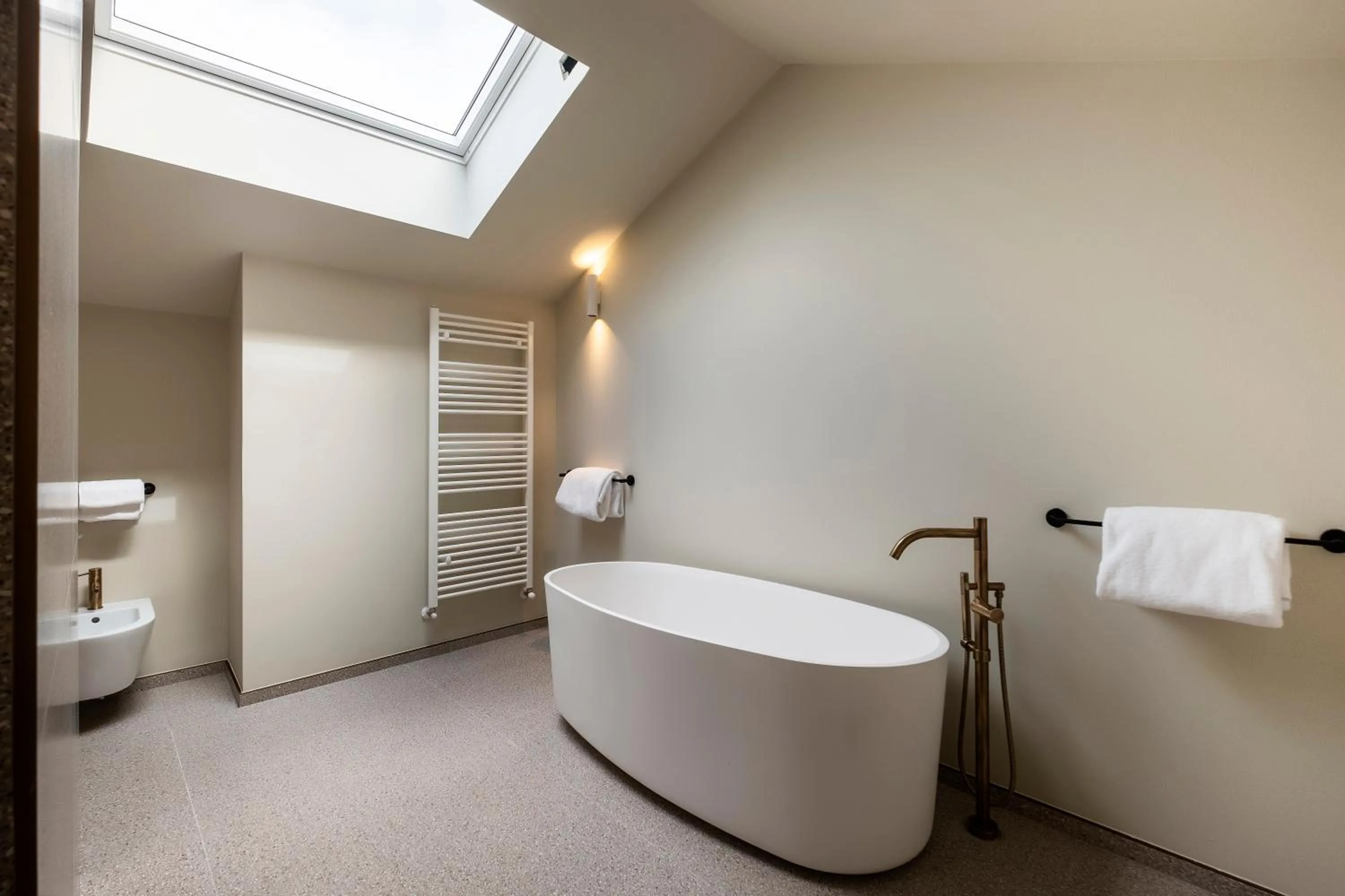 Bath in Hotel Villa Soligo - Small Luxury Hotels of the World