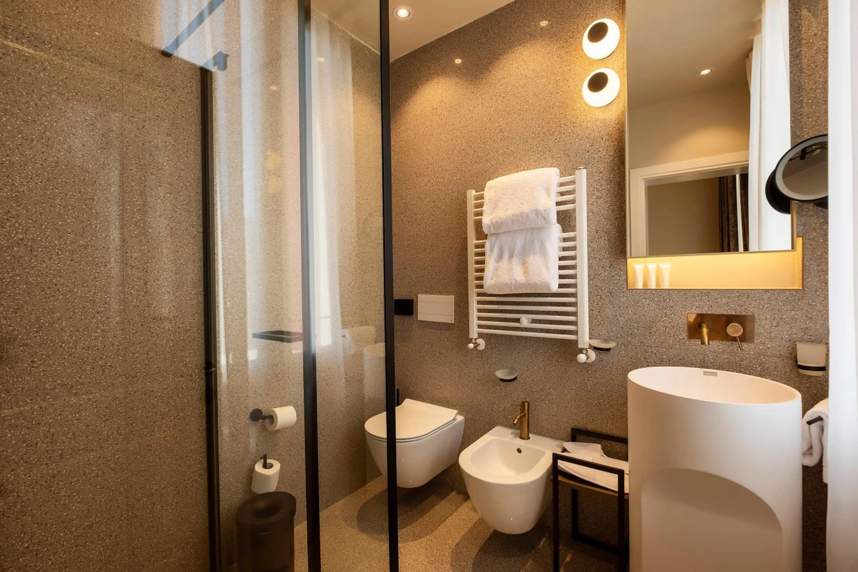 Shower in Hotel Villa Soligo - Small Luxury Hotels of the World