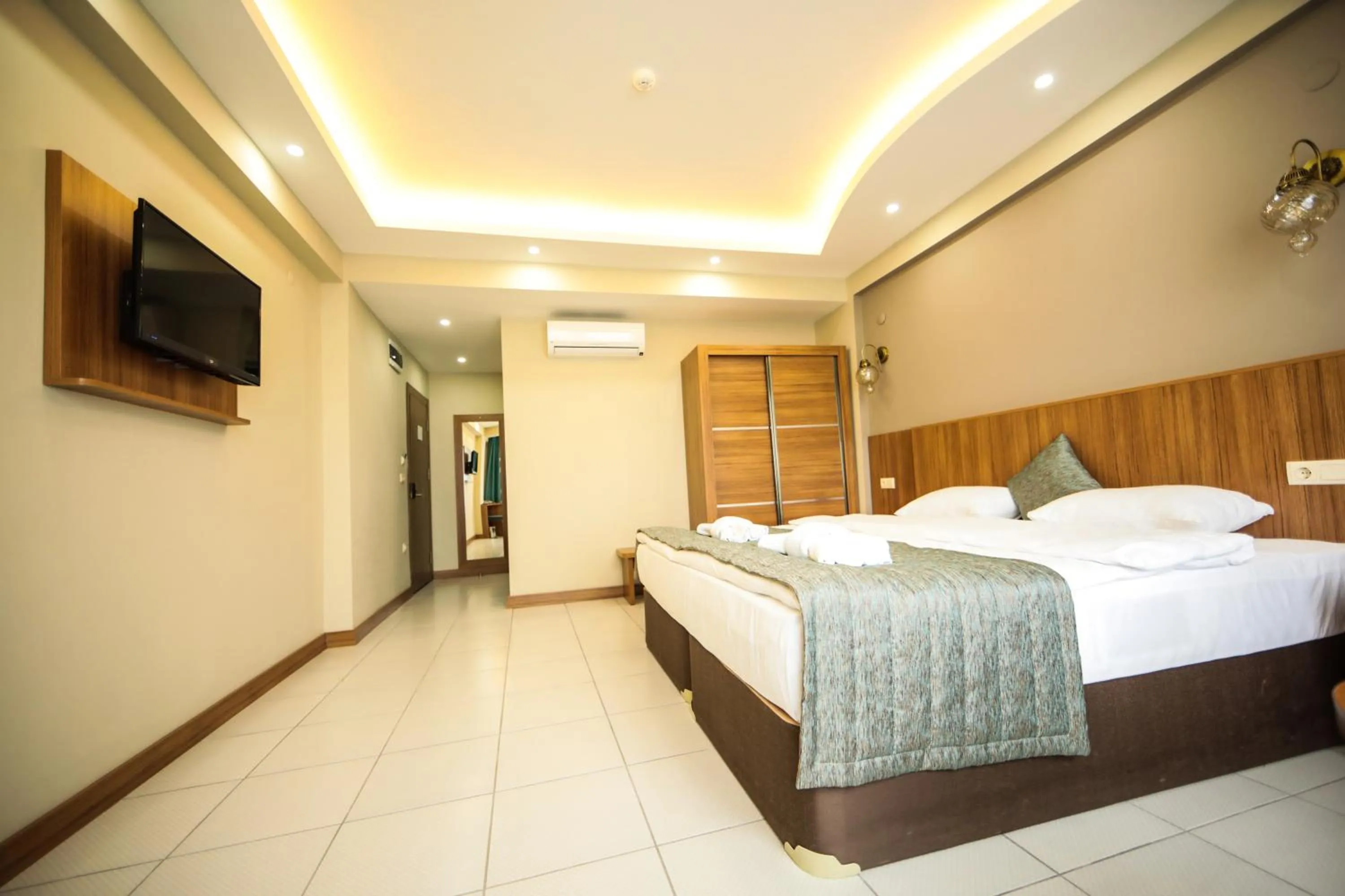 Photo of the whole room, Bed in Fatsa Safi̇r Otel