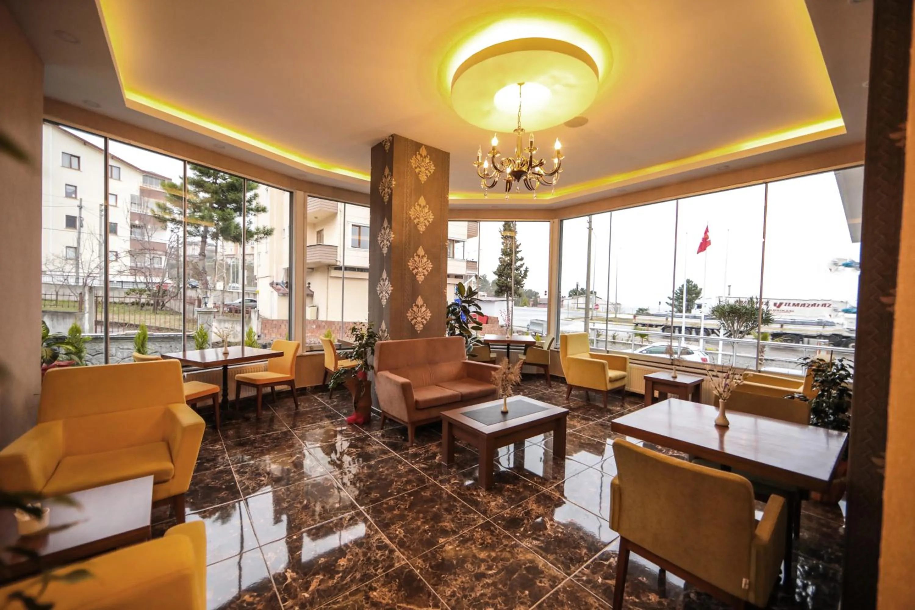 Lobby or reception in Fatsa Safi̇r Otel