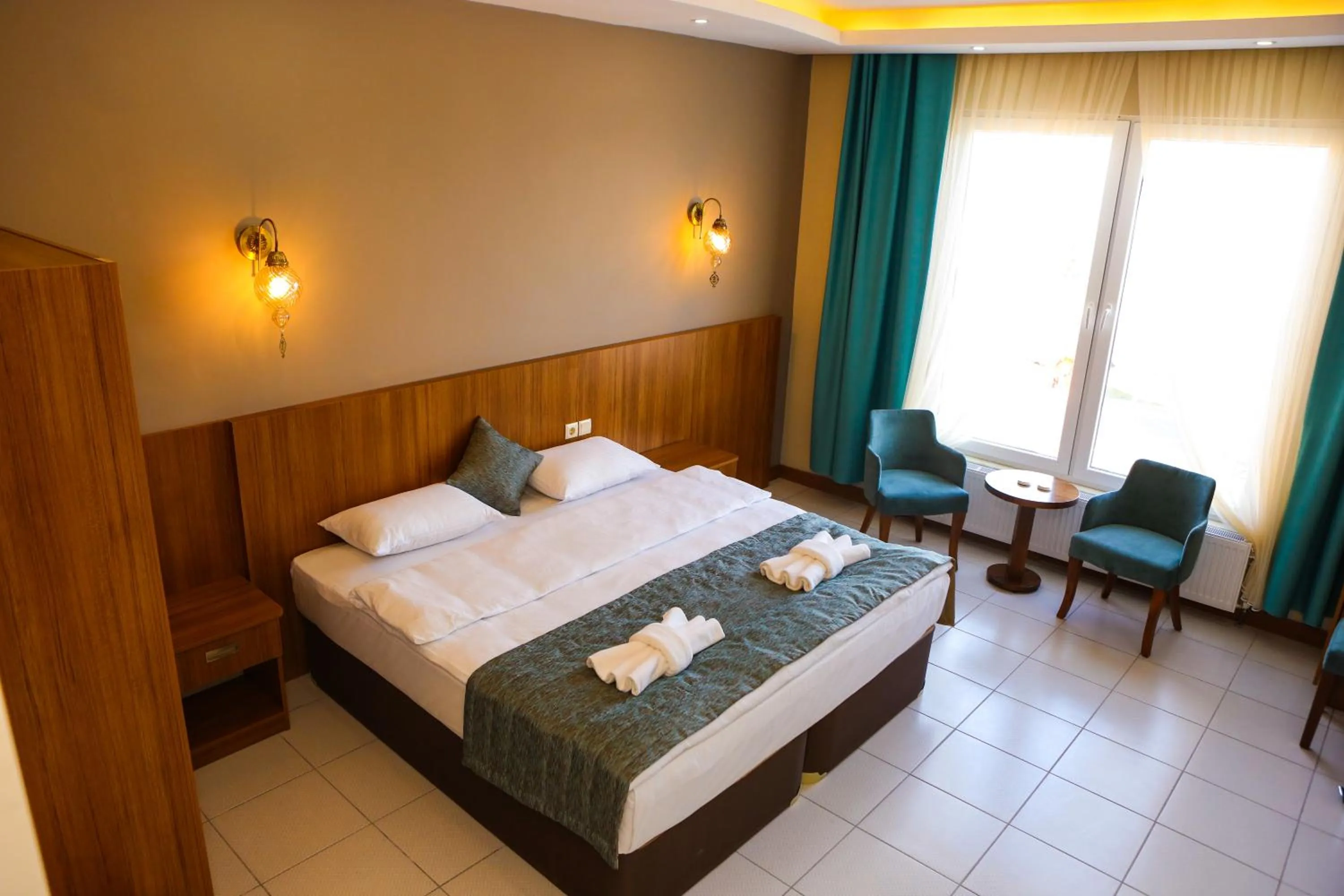 Photo of the whole room, Bed in Fatsa Safi̇r Otel