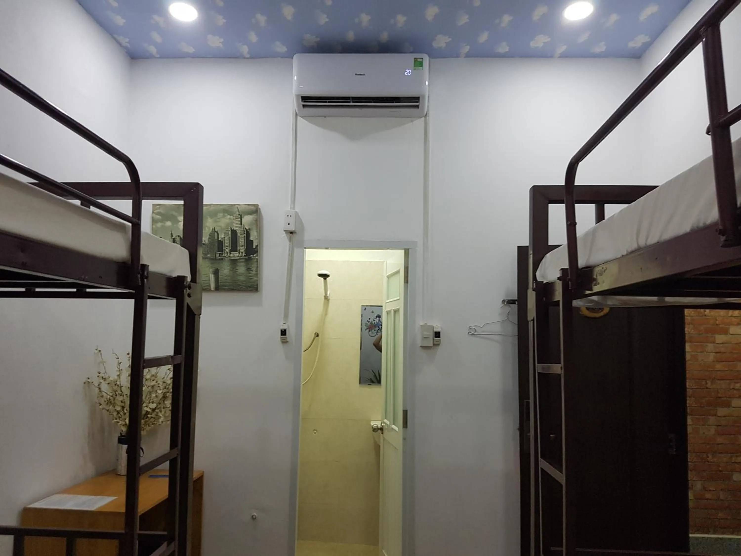 bunk bed in Ana's House