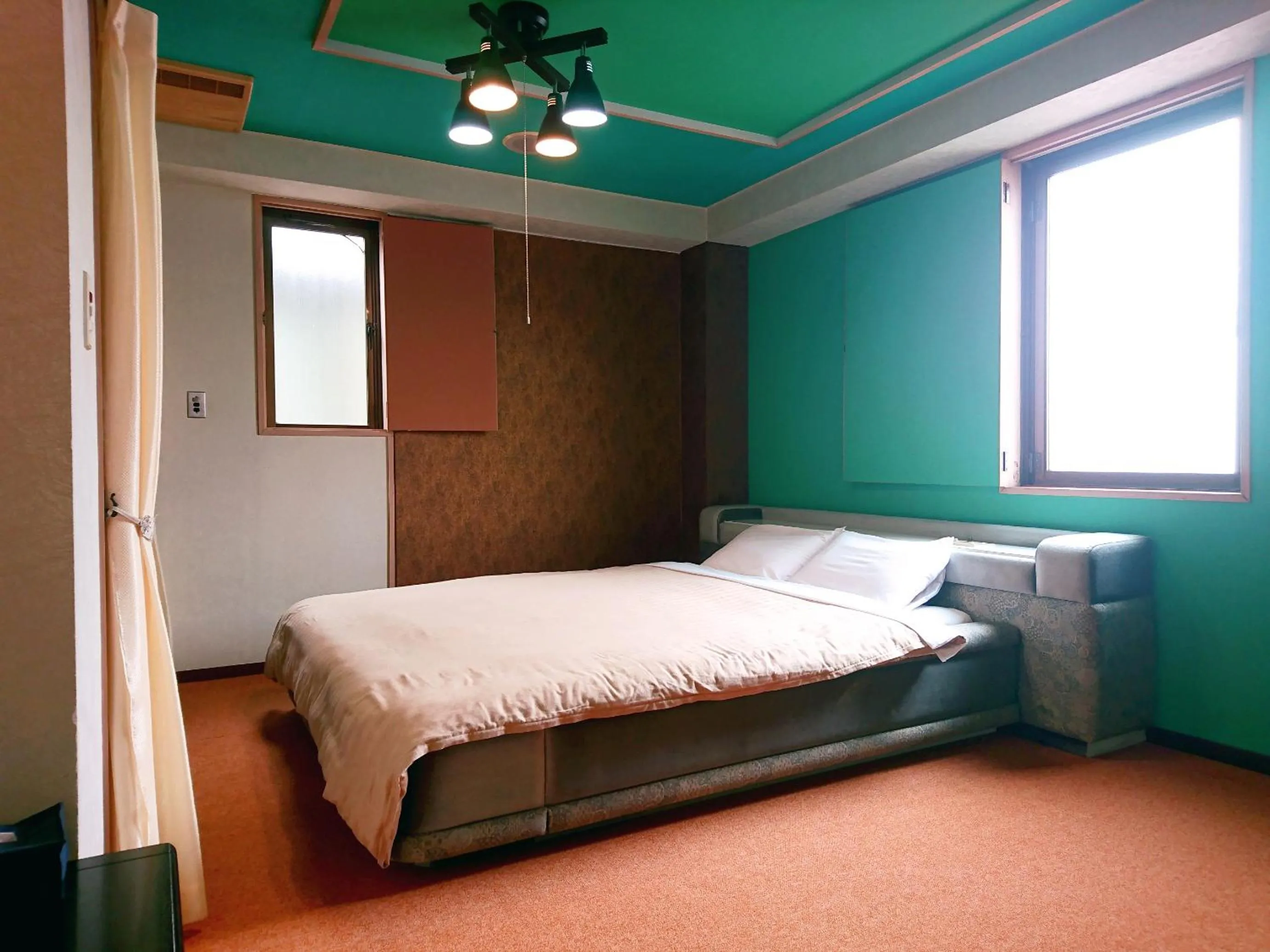 Photo of the whole room, Bed in Hotel Unicorn