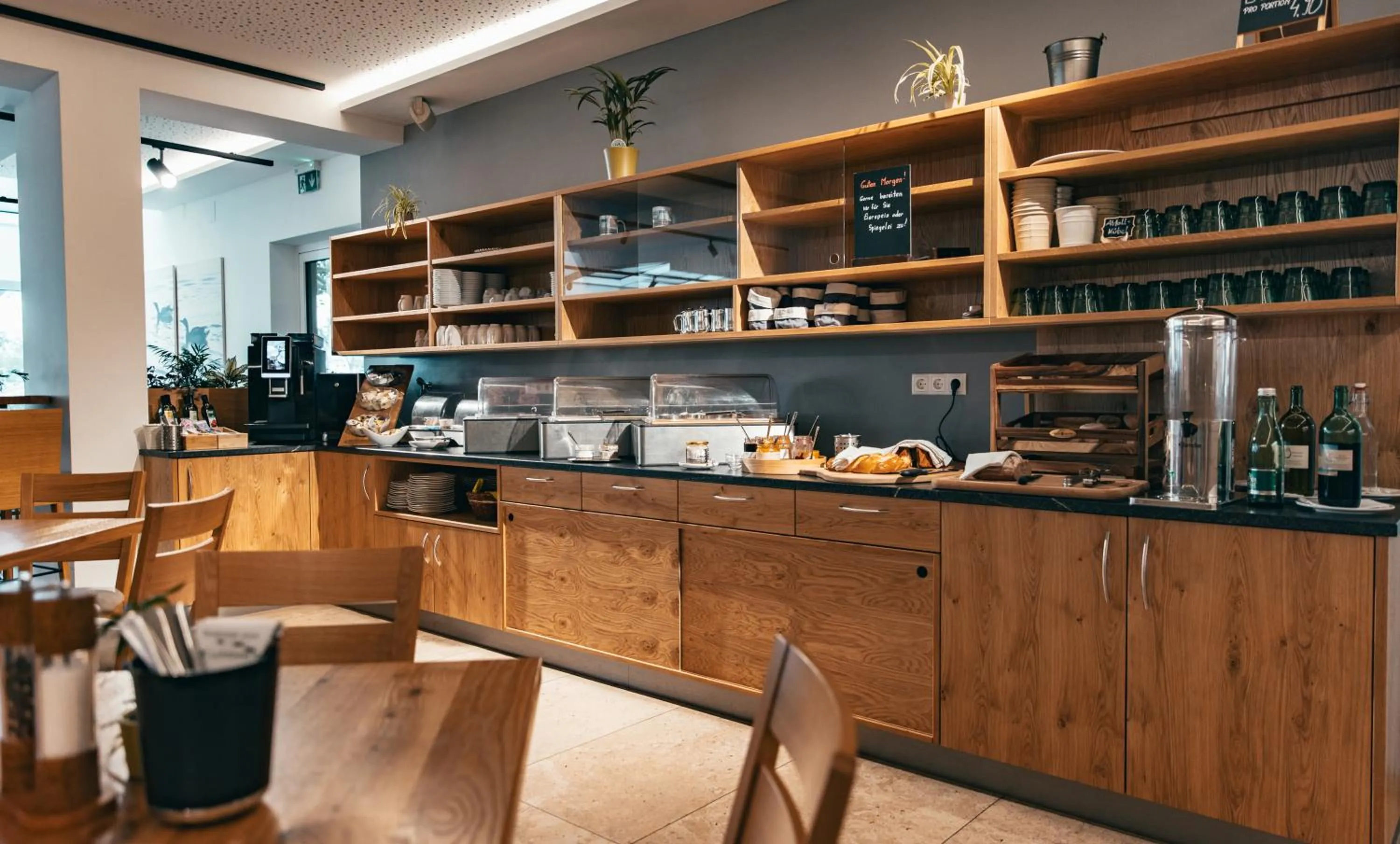 Buffet breakfast in Gasthof Kummer