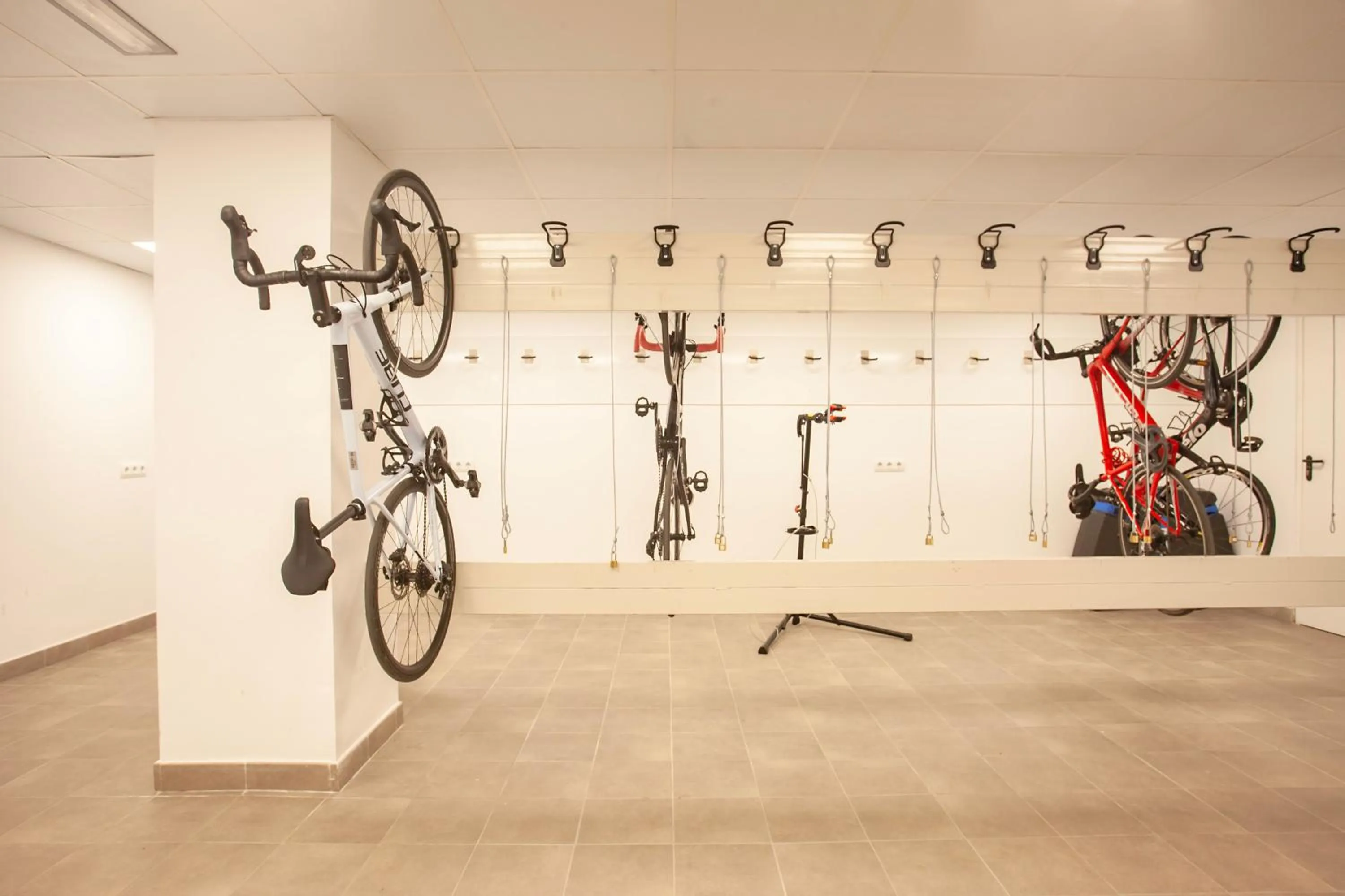 Cycling in BQ Amfora Beach - Adults Only