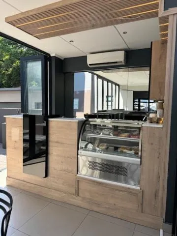 Restaurant/places to eat in Odyssey Luxury Apartments - Back Up Generator