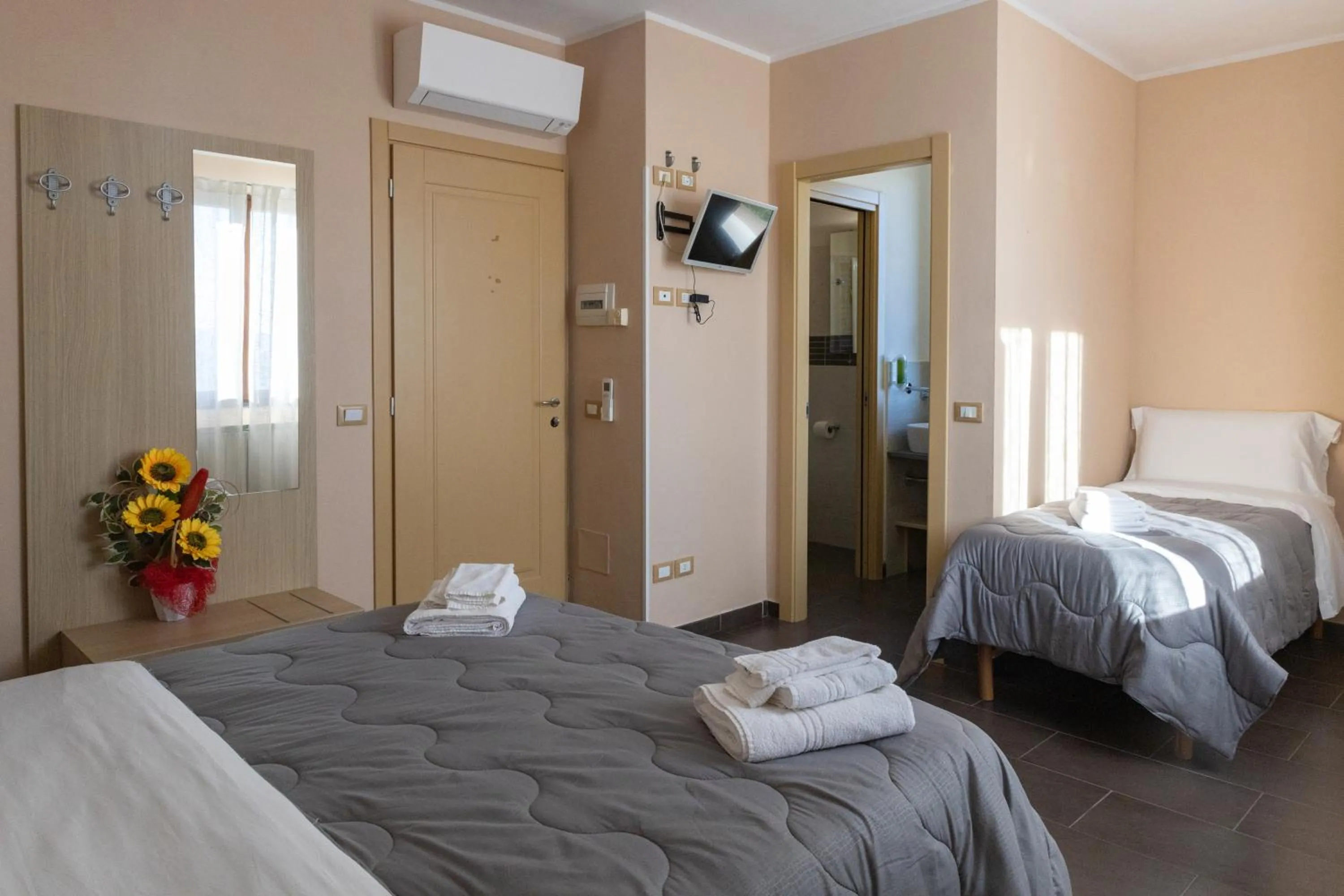 Bed in Agriturismo La Pietra 1 e La Pietra 2