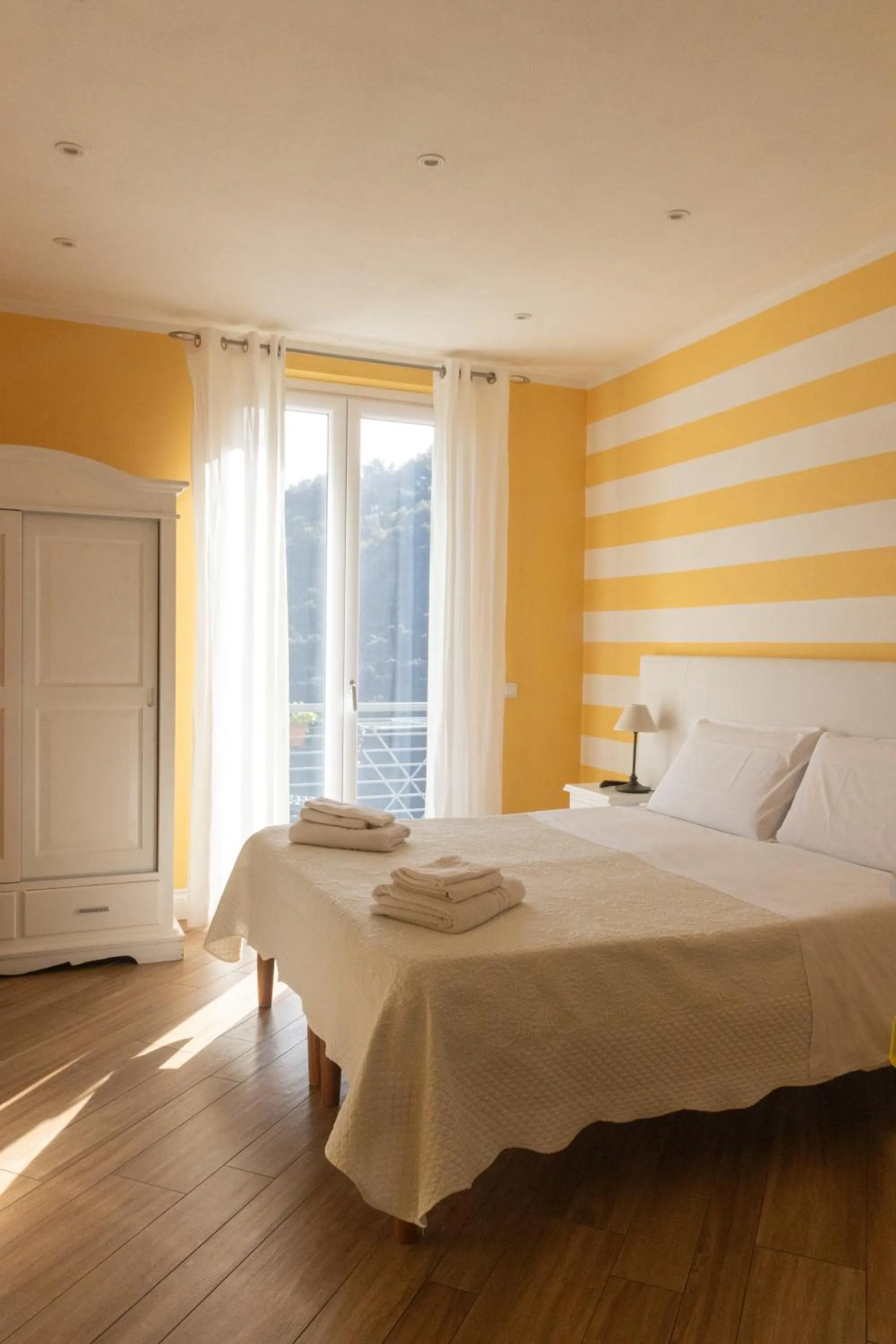 Bed in Agriturismo La Pietra 1 e La Pietra 2