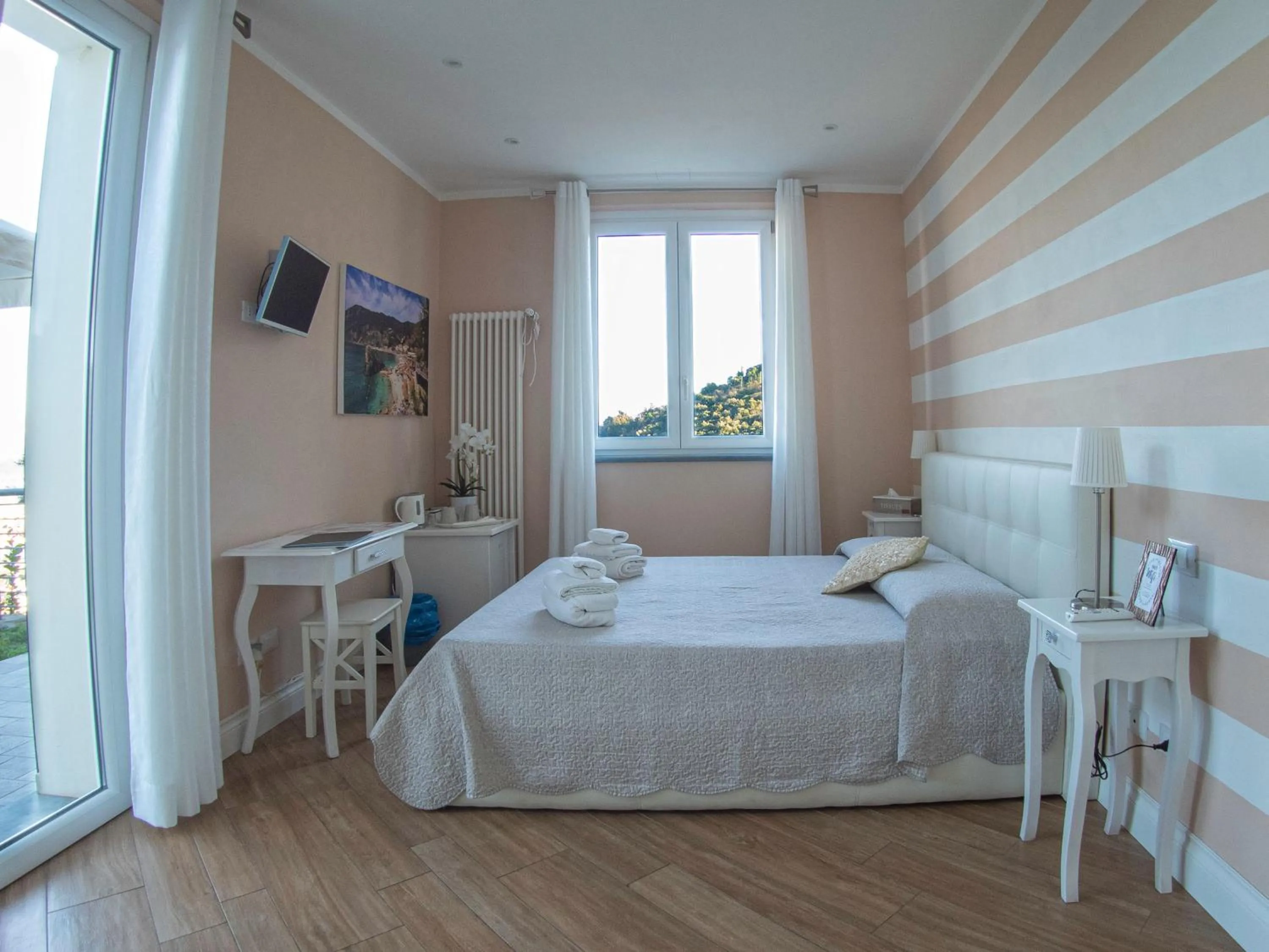 Photo of the whole room, Bed in Agriturismo La Pietra 1 e La Pietra 2